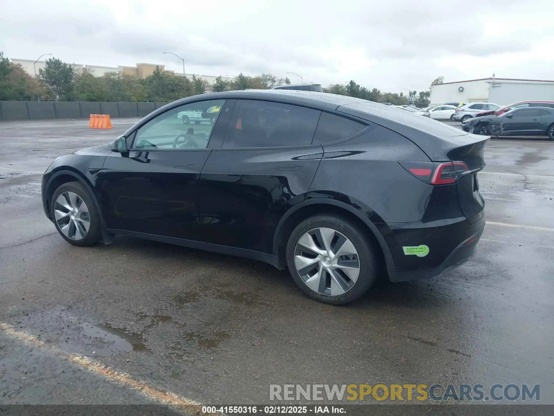 13 fotografías del automóvil dañado 7SAYGDEE2PF632443 TESLA MODEL Y 2023
