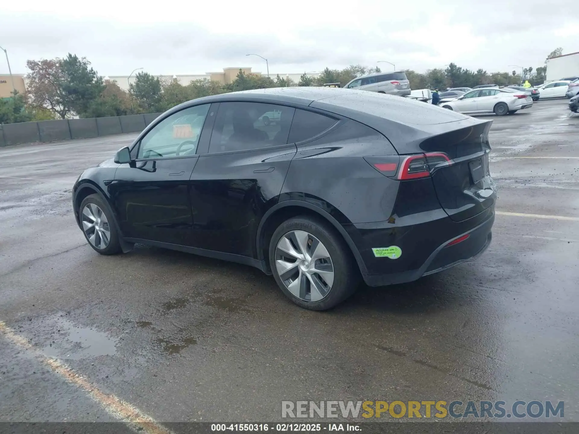 3 fotografías del automóvil dañado 7SAYGDEE2PF632443 TESLA MODEL Y 2023