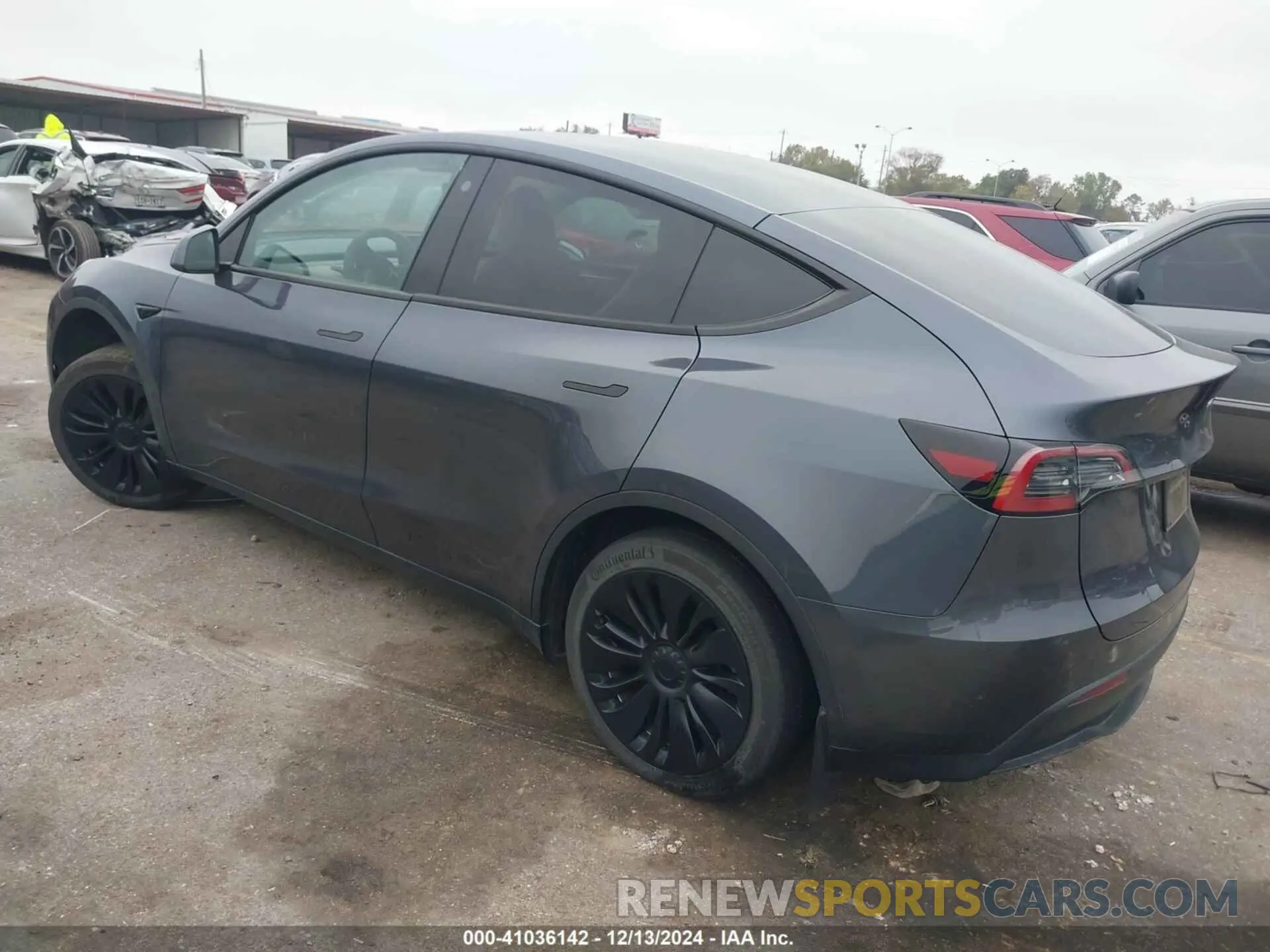 3 fotografías del automóvil dañado 7SAYGDEE2PF687541 TESLA MODEL Y 2023
