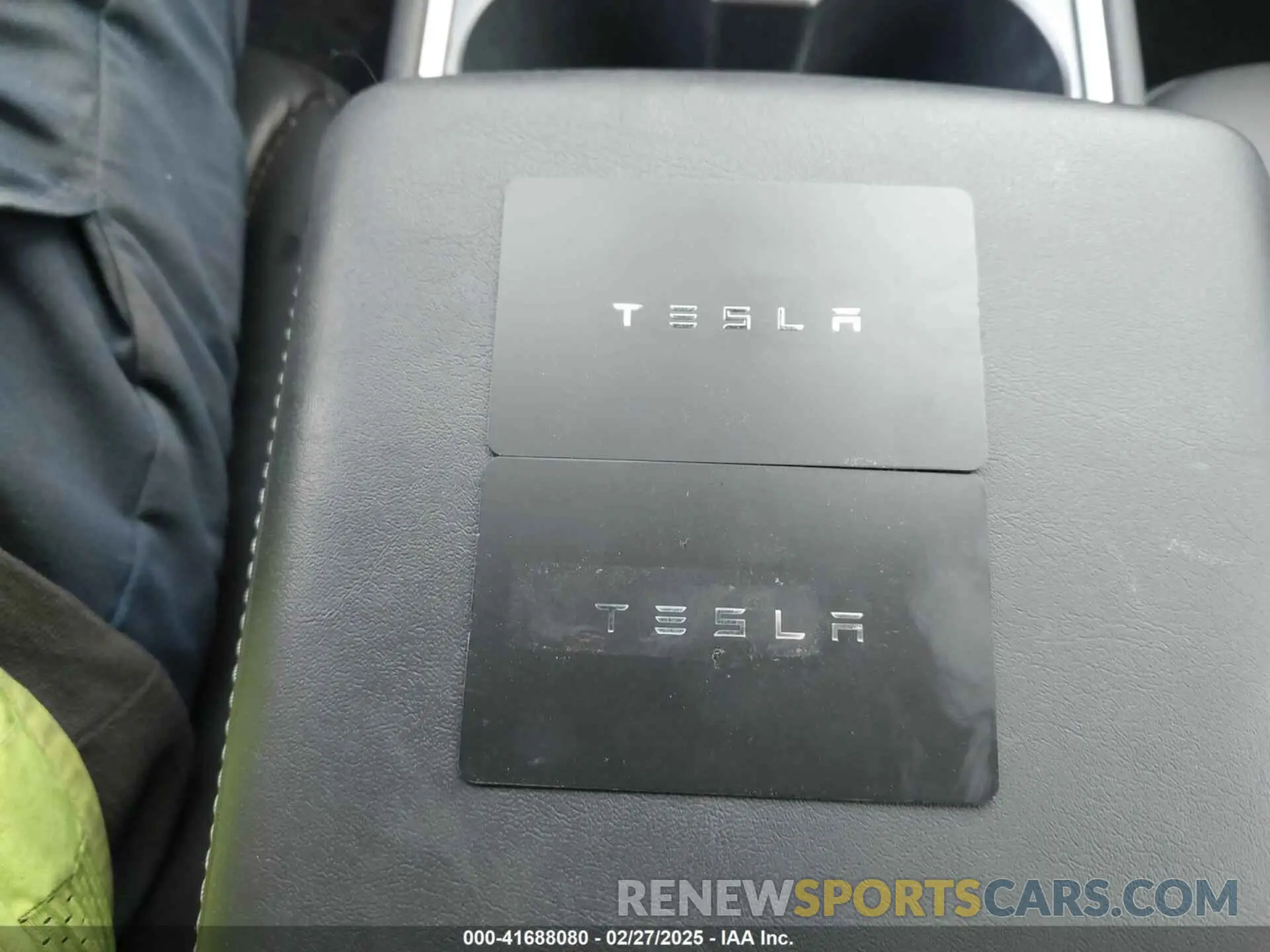 11 fotografías del automóvil dañado 7SAYGDEE2PF765395 TESLA MODEL Y 2023