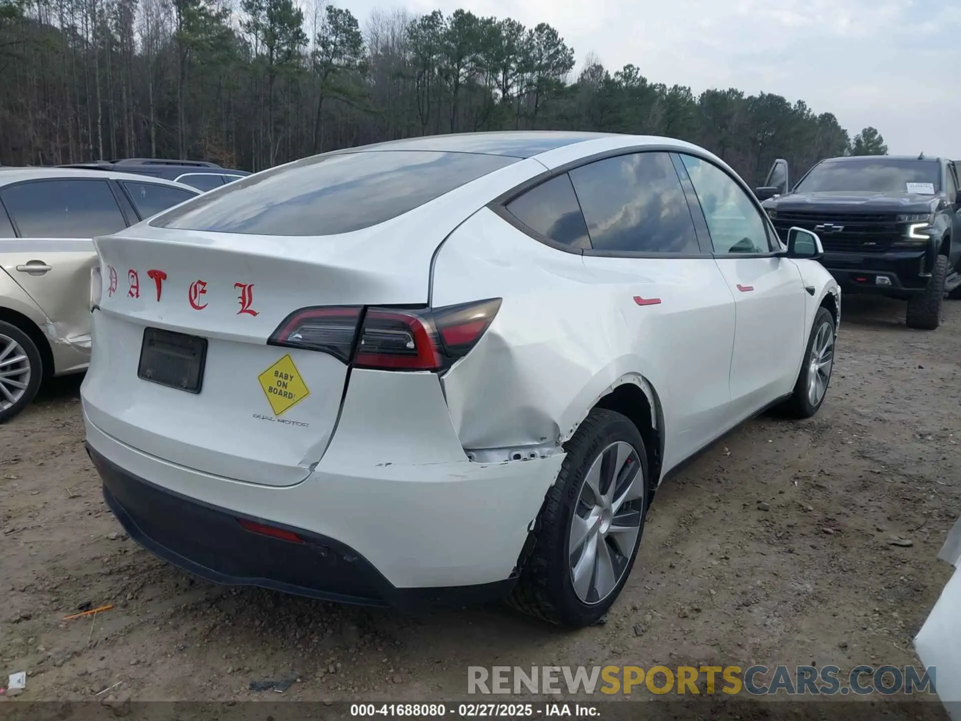 4 fotografías del automóvil dañado 7SAYGDEE2PF765395 TESLA MODEL Y 2023