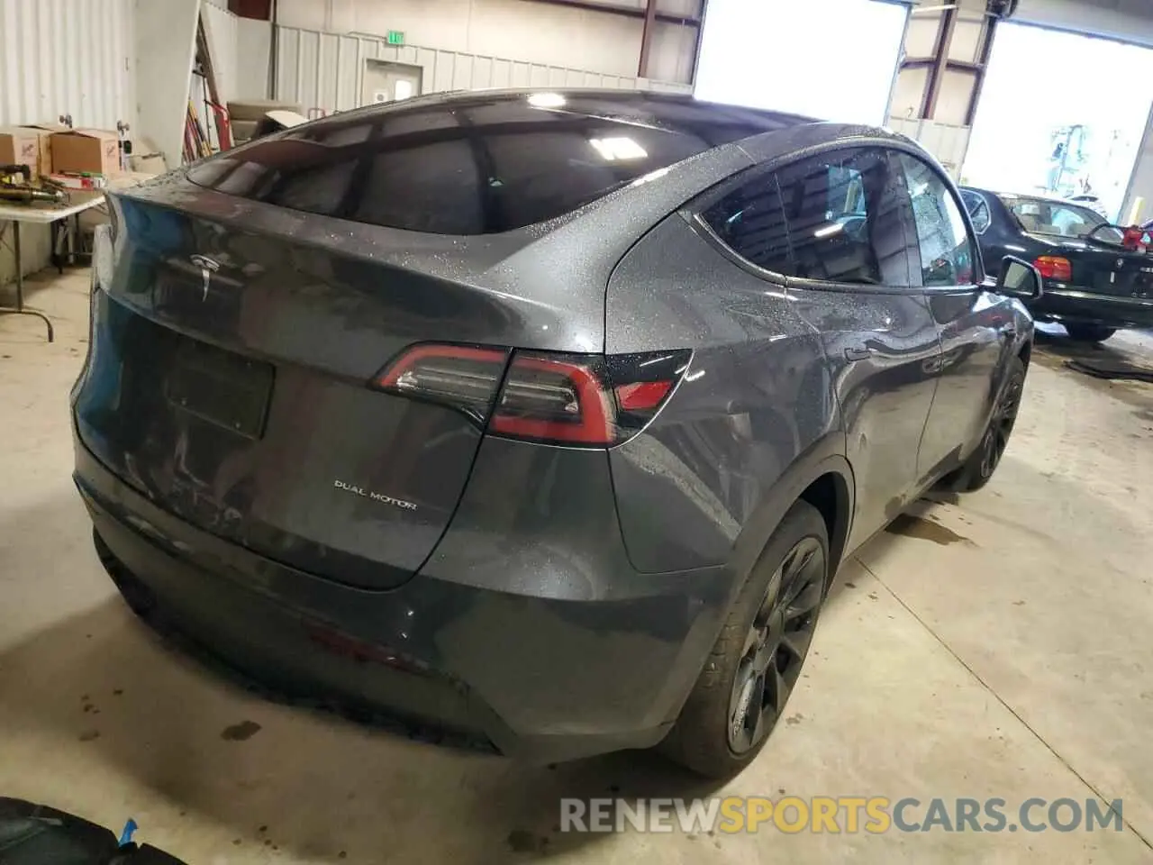 3 fotografías del automóvil dañado 7SAYGDEE2PF765784 TESLA MODEL Y 2023