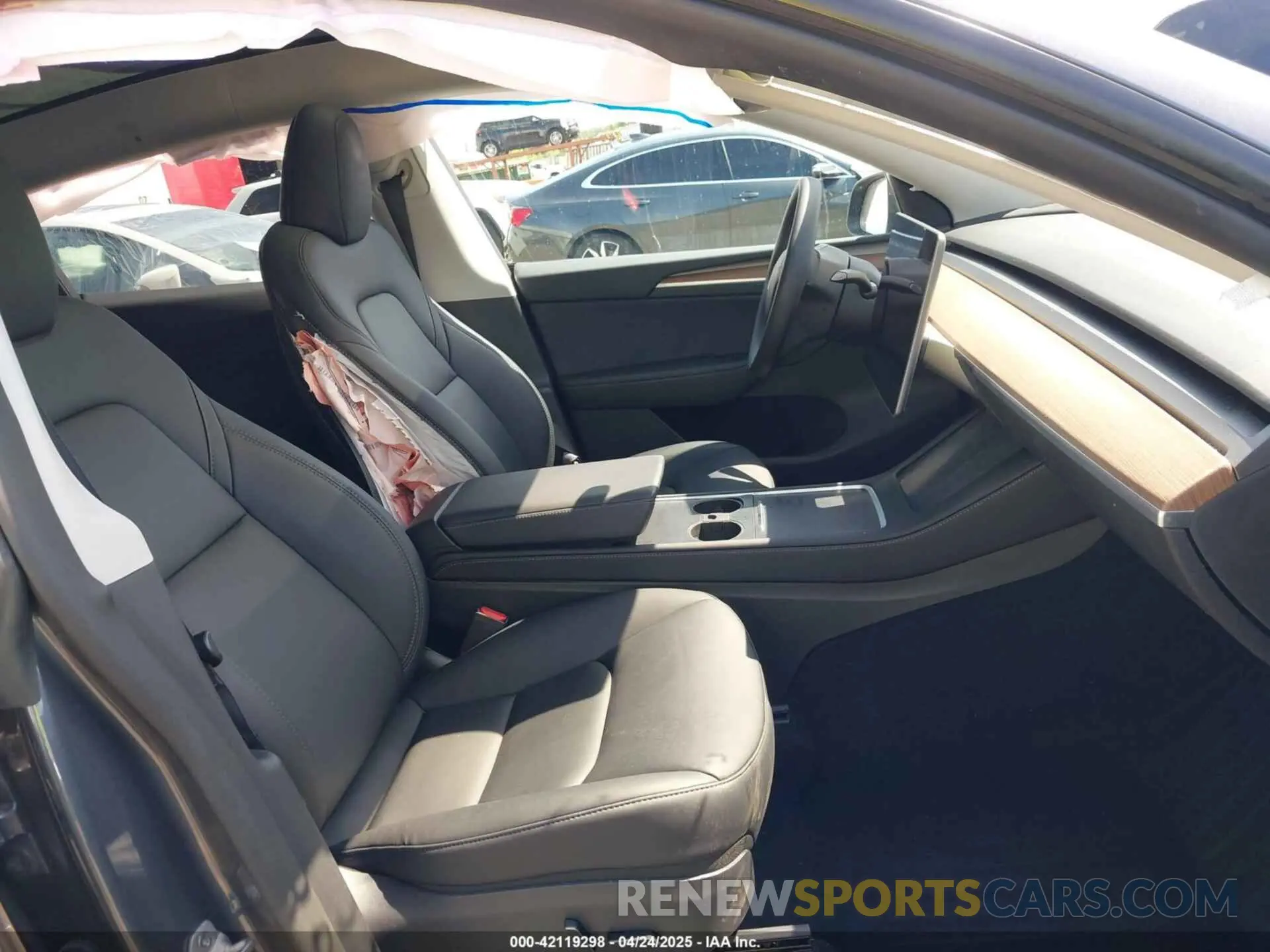5 fotografías del automóvil dañado 7SAYGDEE2PF839866 TESLA MODEL Y 2023