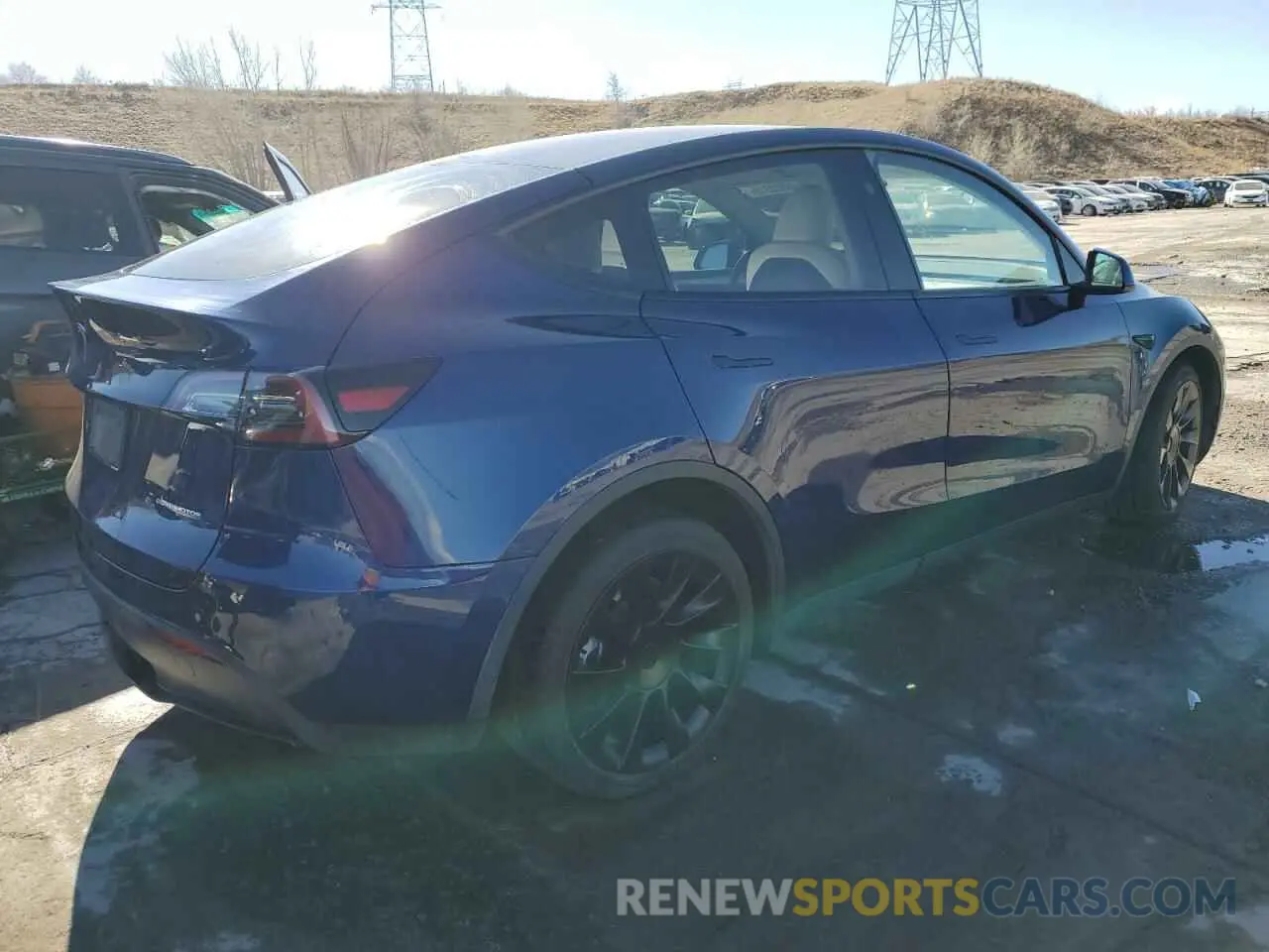 3 fotografías del automóvil dañado 7SAYGDEE2PF872902 TESLA MODEL Y 2023