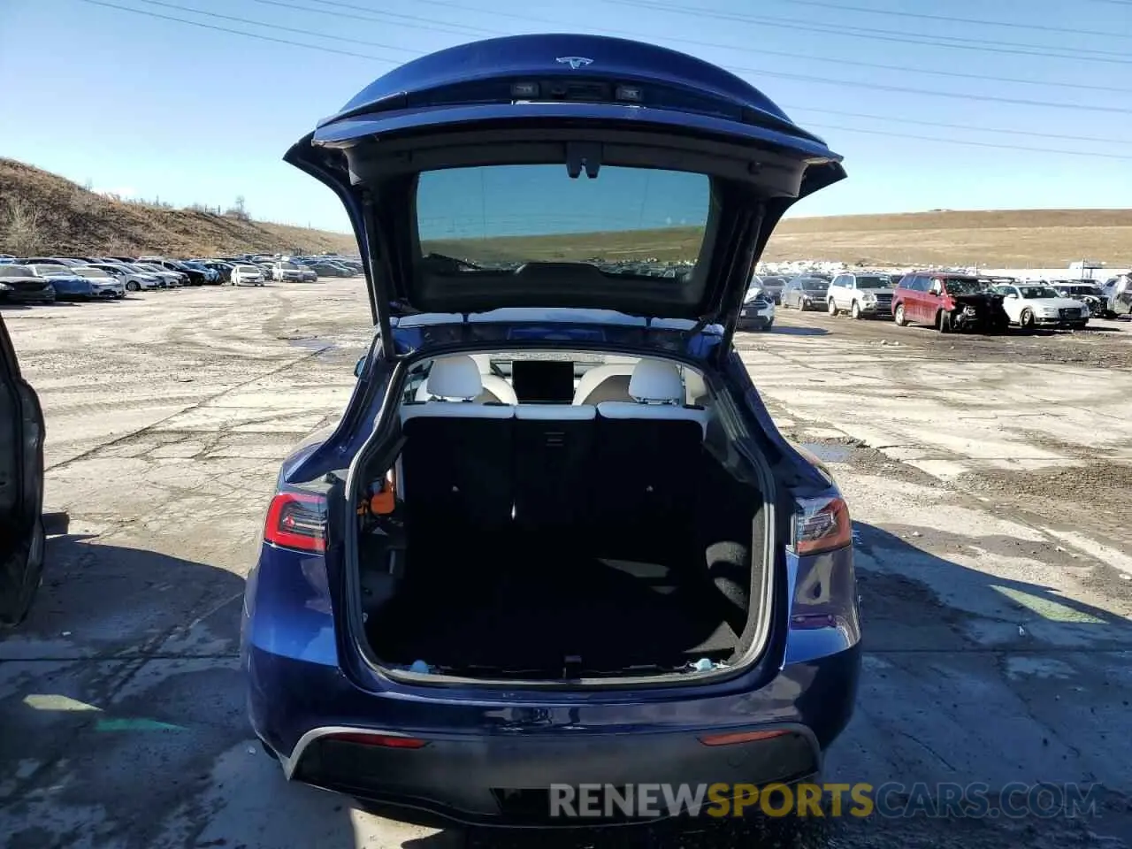6 fotografías del automóvil dañado 7SAYGDEE2PF872902 TESLA MODEL Y 2023
