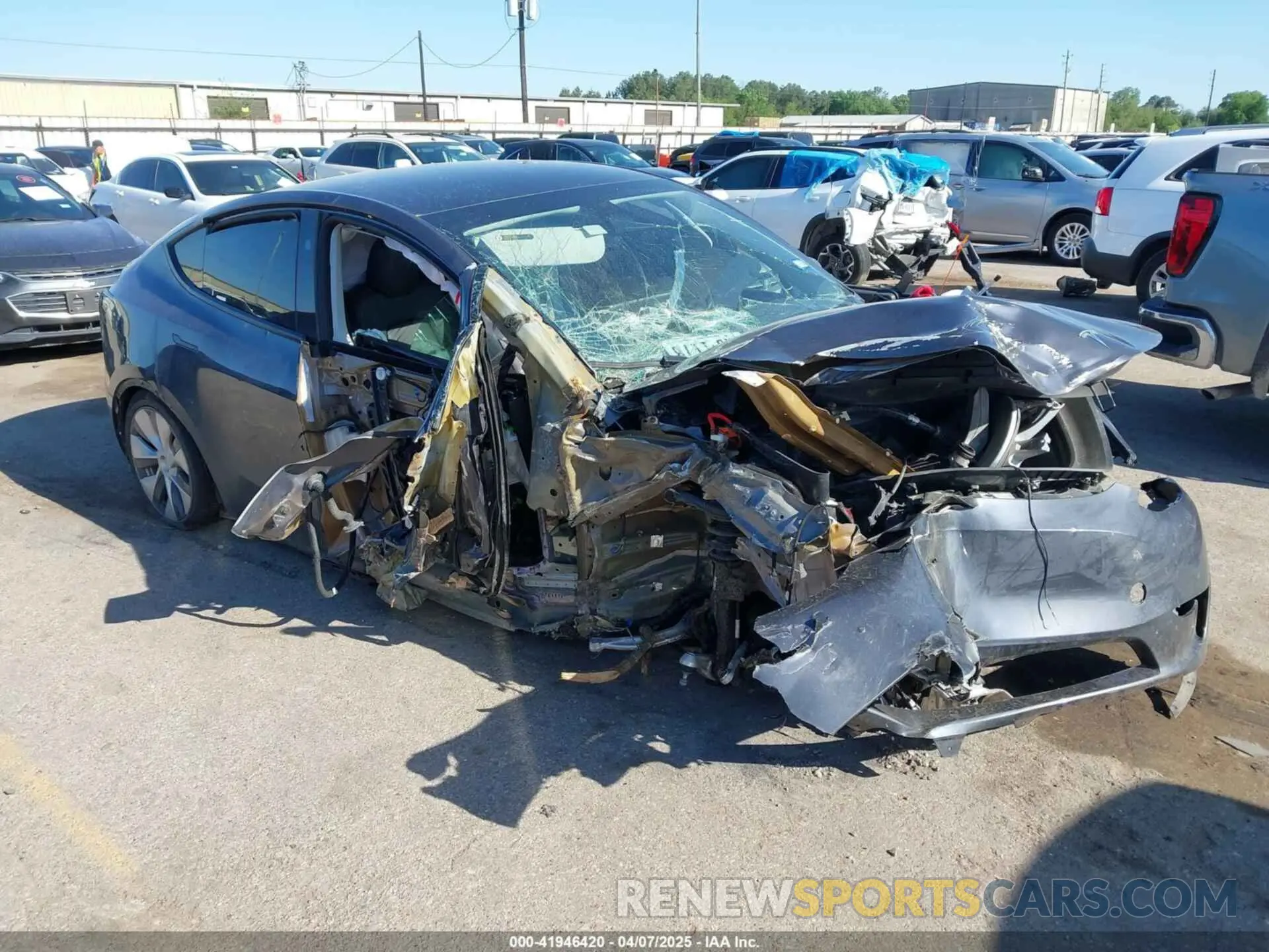 1 fotografías del automóvil dañado 7SAYGDEE2PF889117 TESLA MODEL Y 2023