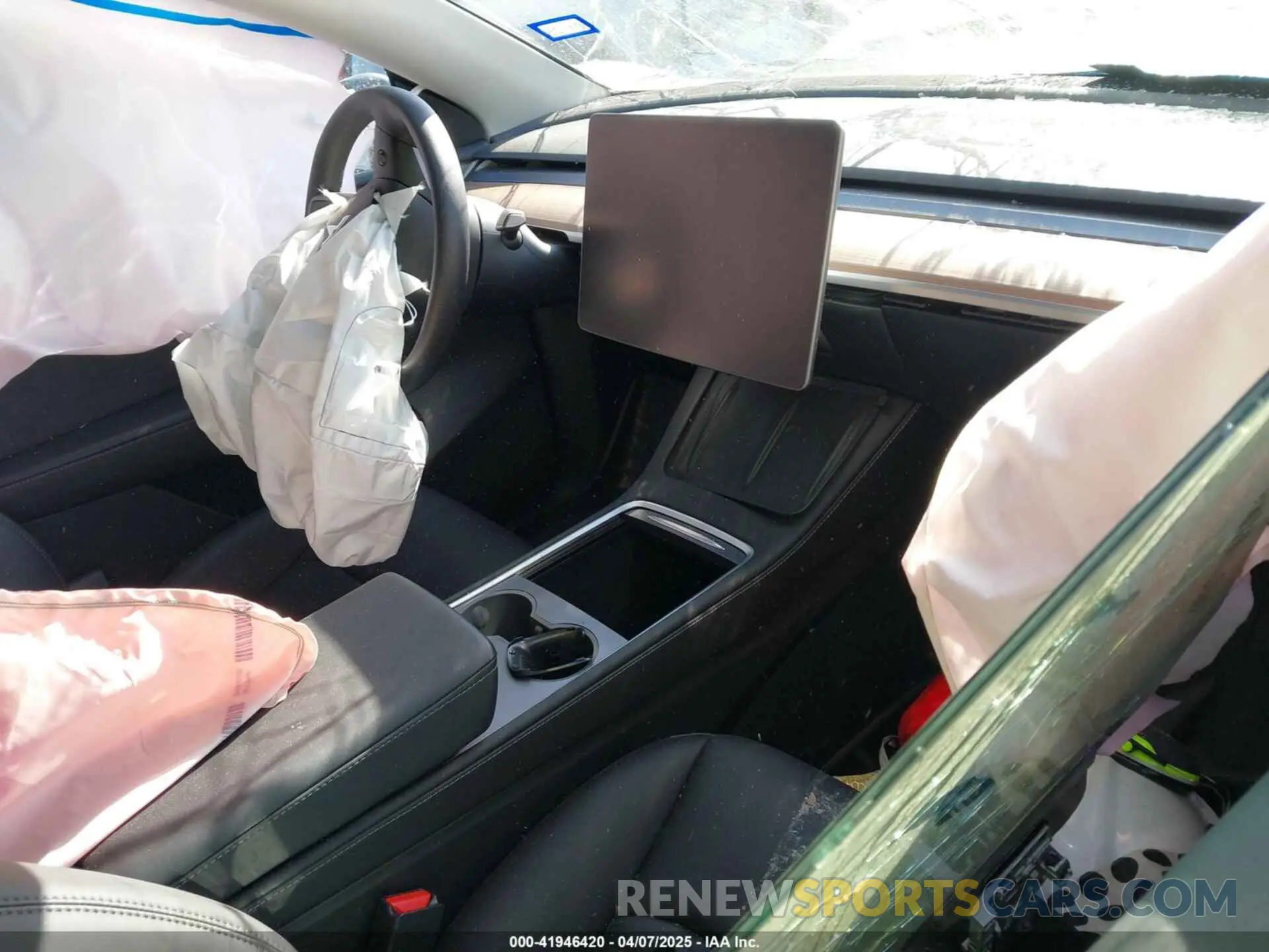 5 fotografías del automóvil dañado 7SAYGDEE2PF889117 TESLA MODEL Y 2023