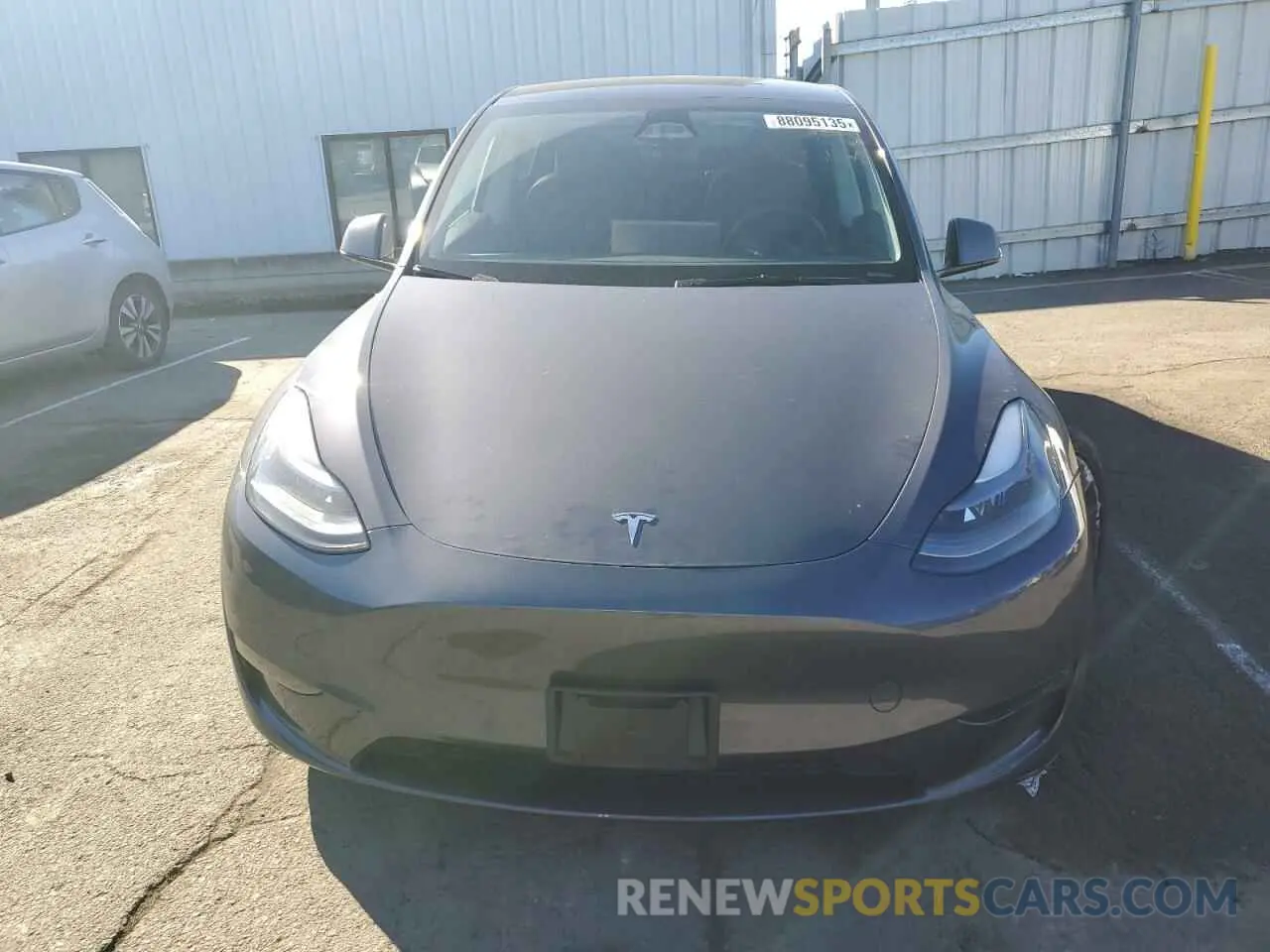 5 fotografías del automóvil dañado 7SAYGDEE2PF914369 TESLA MODEL Y 2023