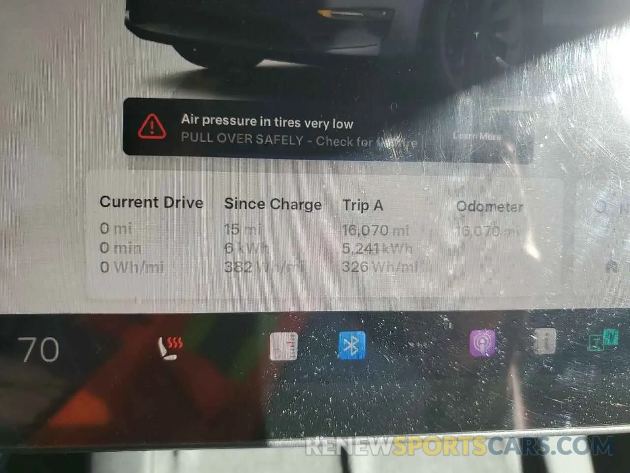 9 fotografías del automóvil dañado 7SAYGDEE2PF914369 TESLA MODEL Y 2023