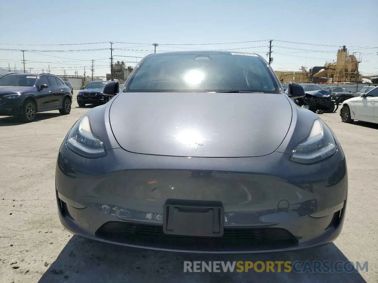 5 fotografías del automóvil dañado 7SAYGDEE3PA023925 TESLA MODEL Y 2023