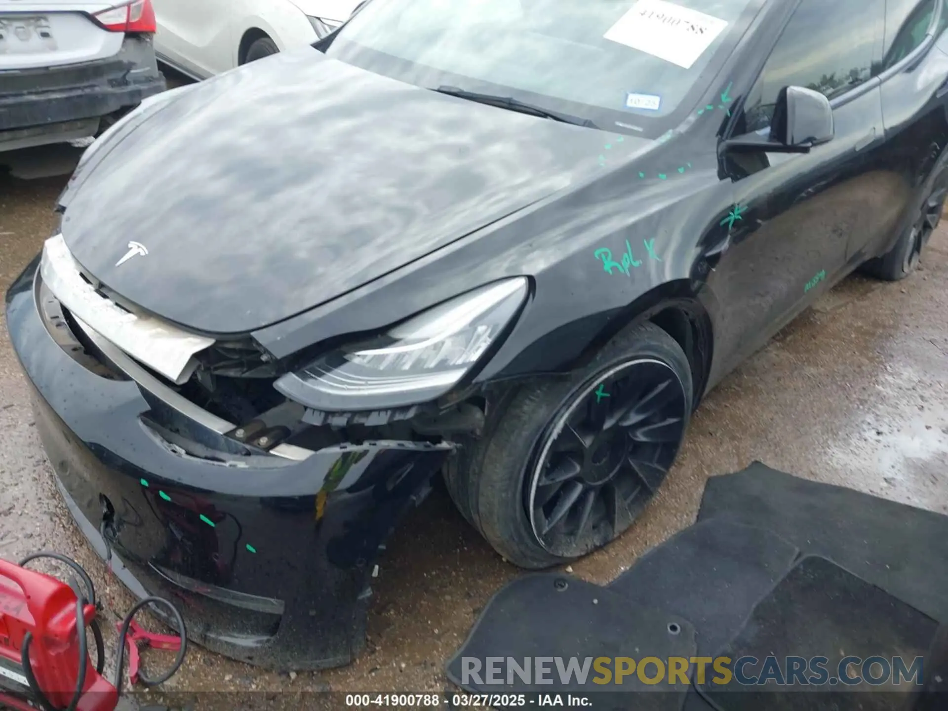 6 fotografías del automóvil dañado 7SAYGDEE3PA024315 TESLA MODEL Y 2023