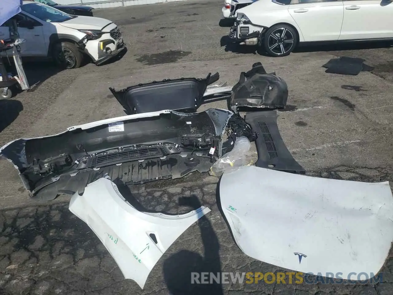 12 fotografías del automóvil dañado 7SAYGDEE3PA108330 TESLA MODEL Y 2023