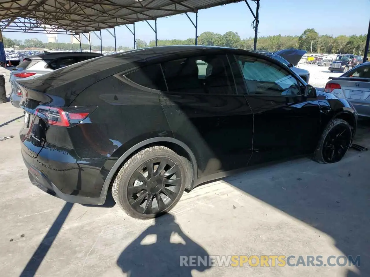 3 fotografías del automóvil dañado 7SAYGDEE3PA110482 TESLA MODEL Y 2023