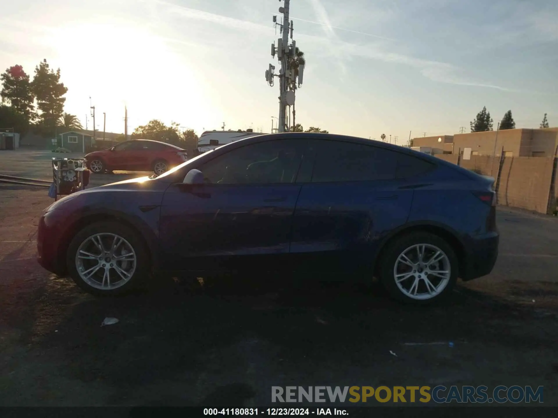 14 fotografías del automóvil dañado 7SAYGDEE3PA116752 TESLA MODEL Y 2023