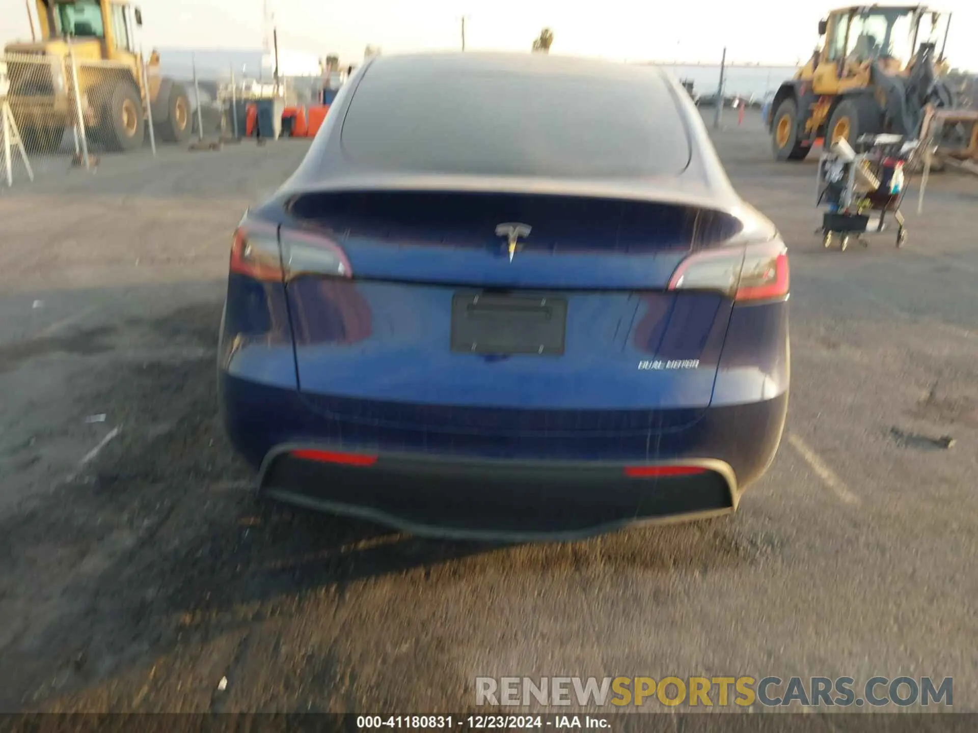 16 fotografías del automóvil dañado 7SAYGDEE3PA116752 TESLA MODEL Y 2023
