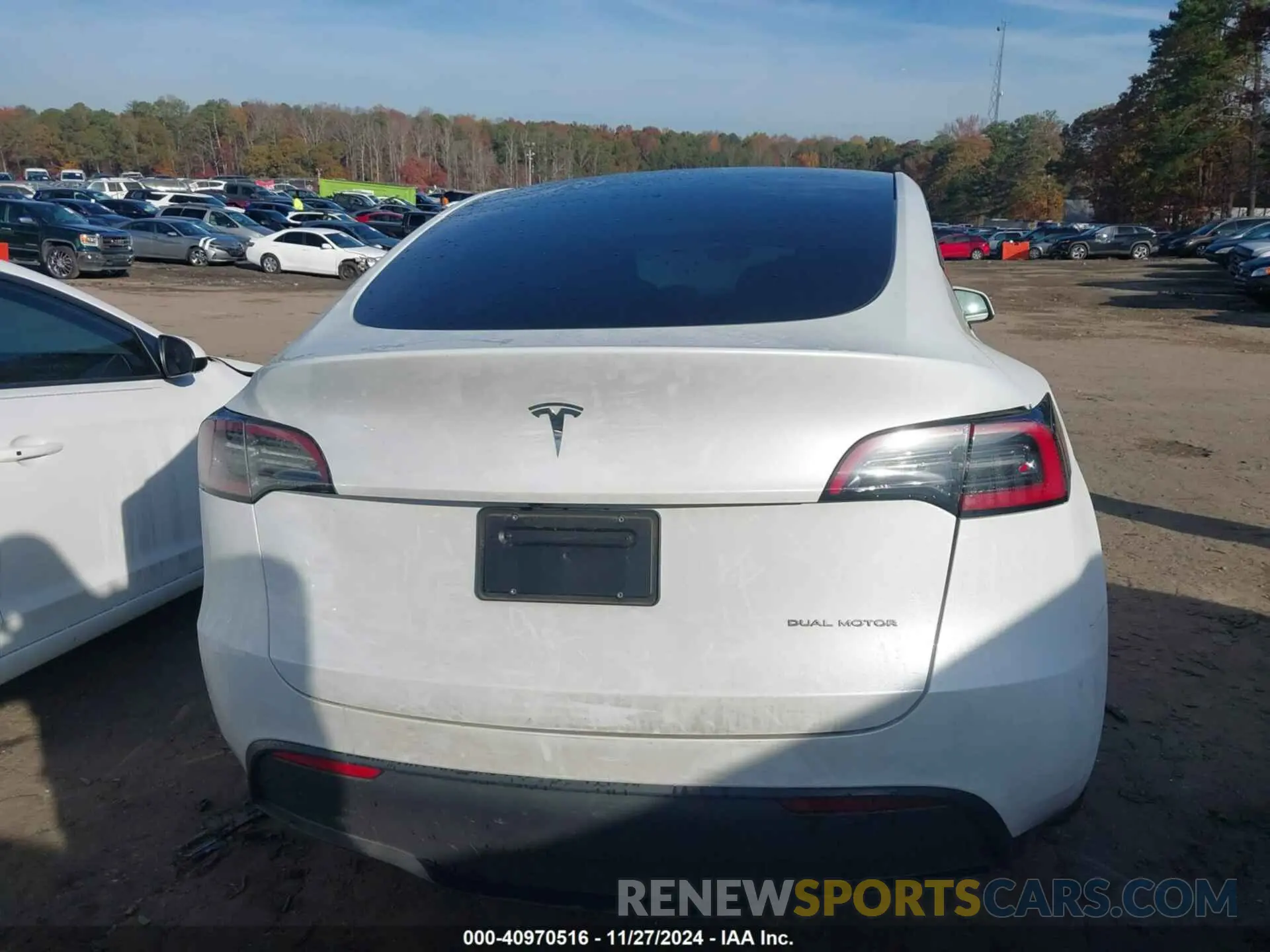 15 fotografías del automóvil dañado 7SAYGDEE3PA130666 TESLA MODEL Y 2023