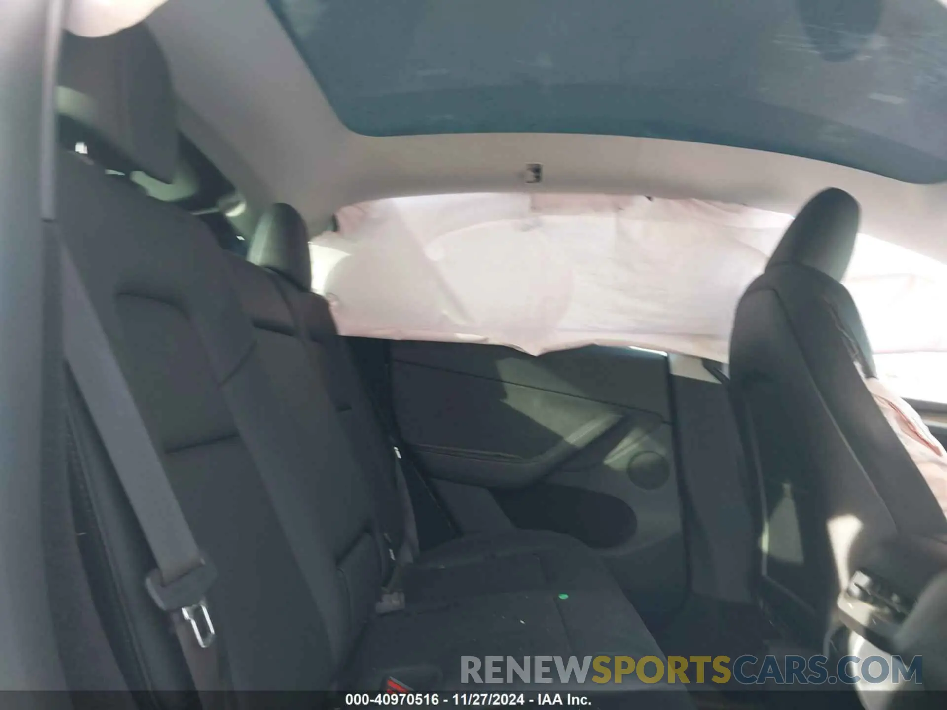8 fotografías del automóvil dañado 7SAYGDEE3PA130666 TESLA MODEL Y 2023