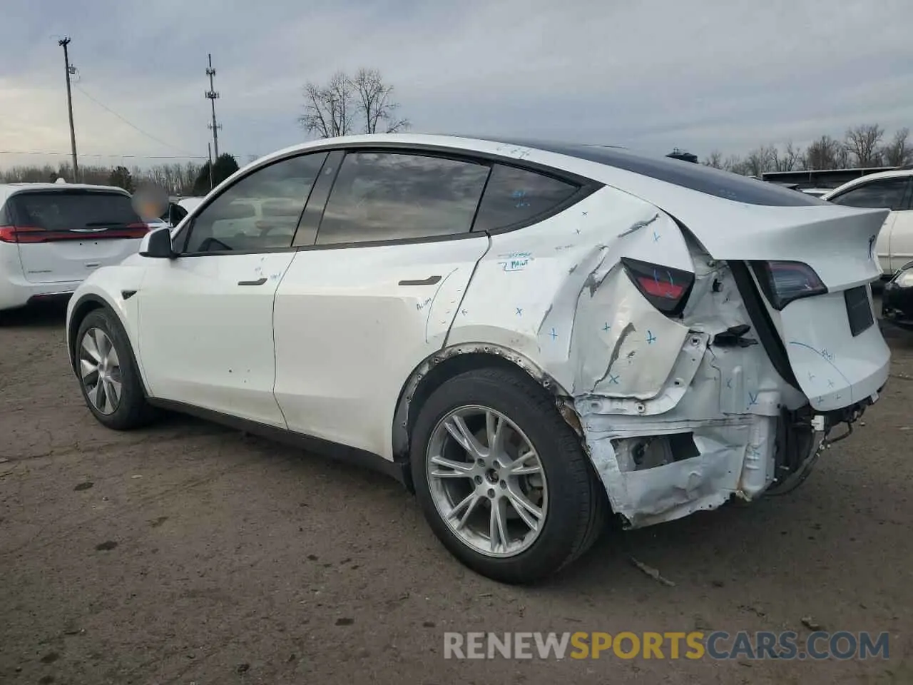 2 fotografías del automóvil dañado 7SAYGDEE3PA130988 TESLA MODEL Y 2023