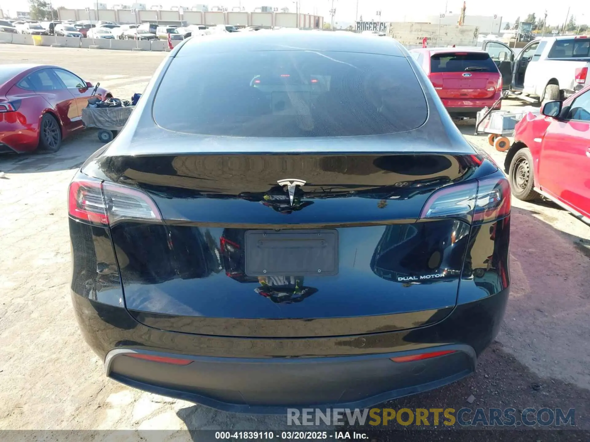 16 fotografías del automóvil dañado 7SAYGDEE3PA131056 TESLA MODEL Y 2023