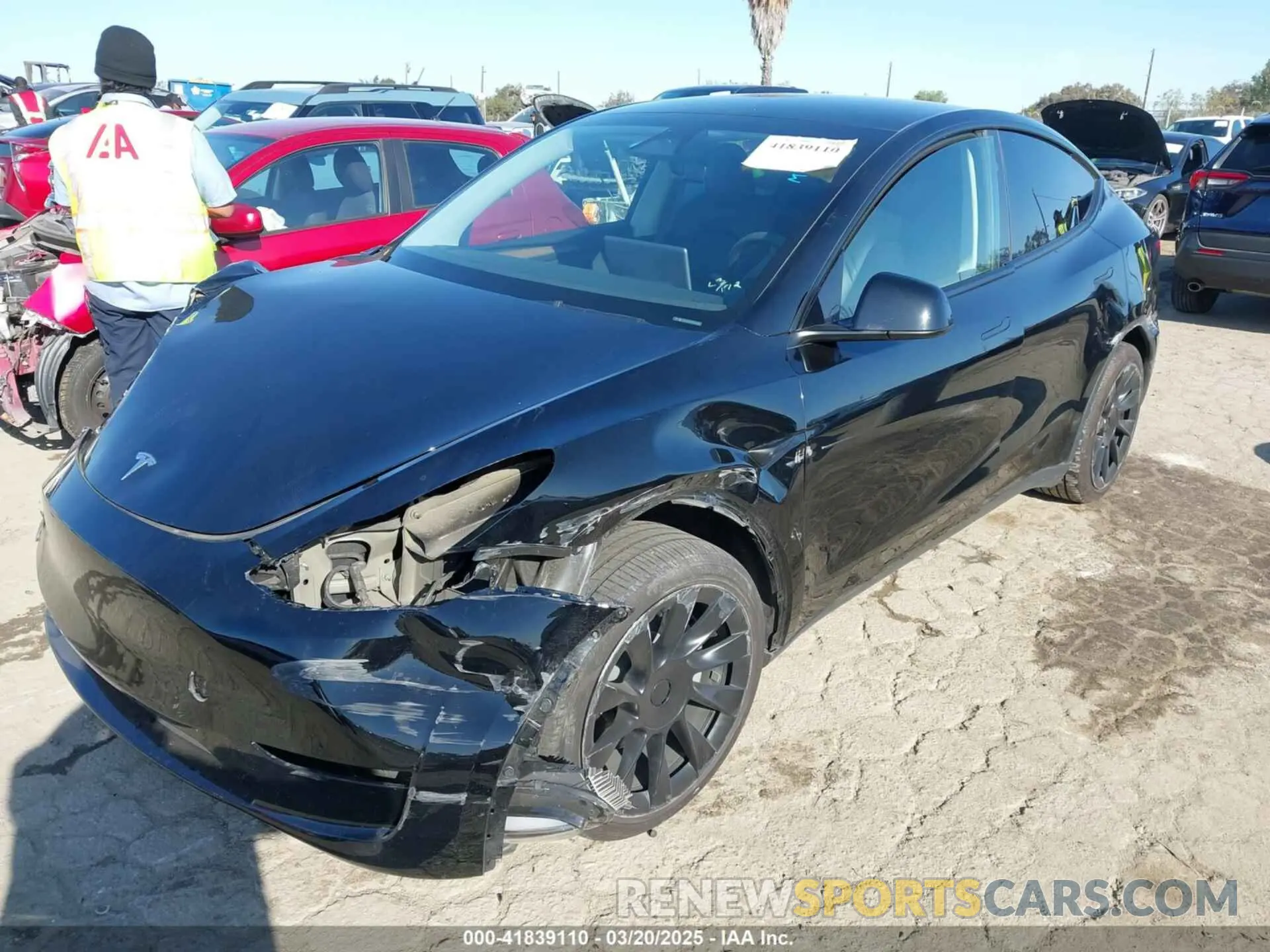 2 fotografías del automóvil dañado 7SAYGDEE3PA131056 TESLA MODEL Y 2023