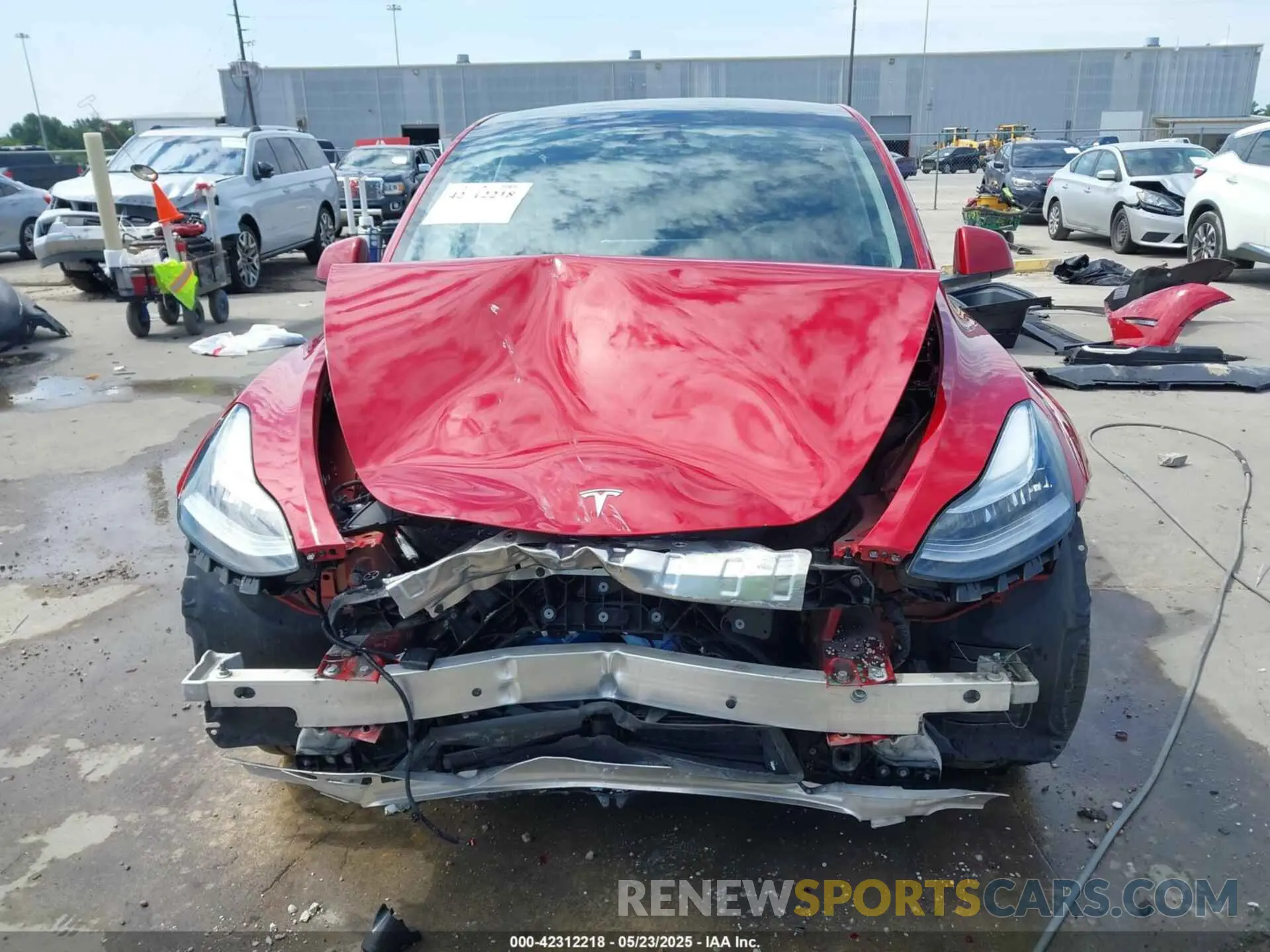 13 fotografías del automóvil dañado 7SAYGDEE3PA143353 TESLA MODEL Y 2023
