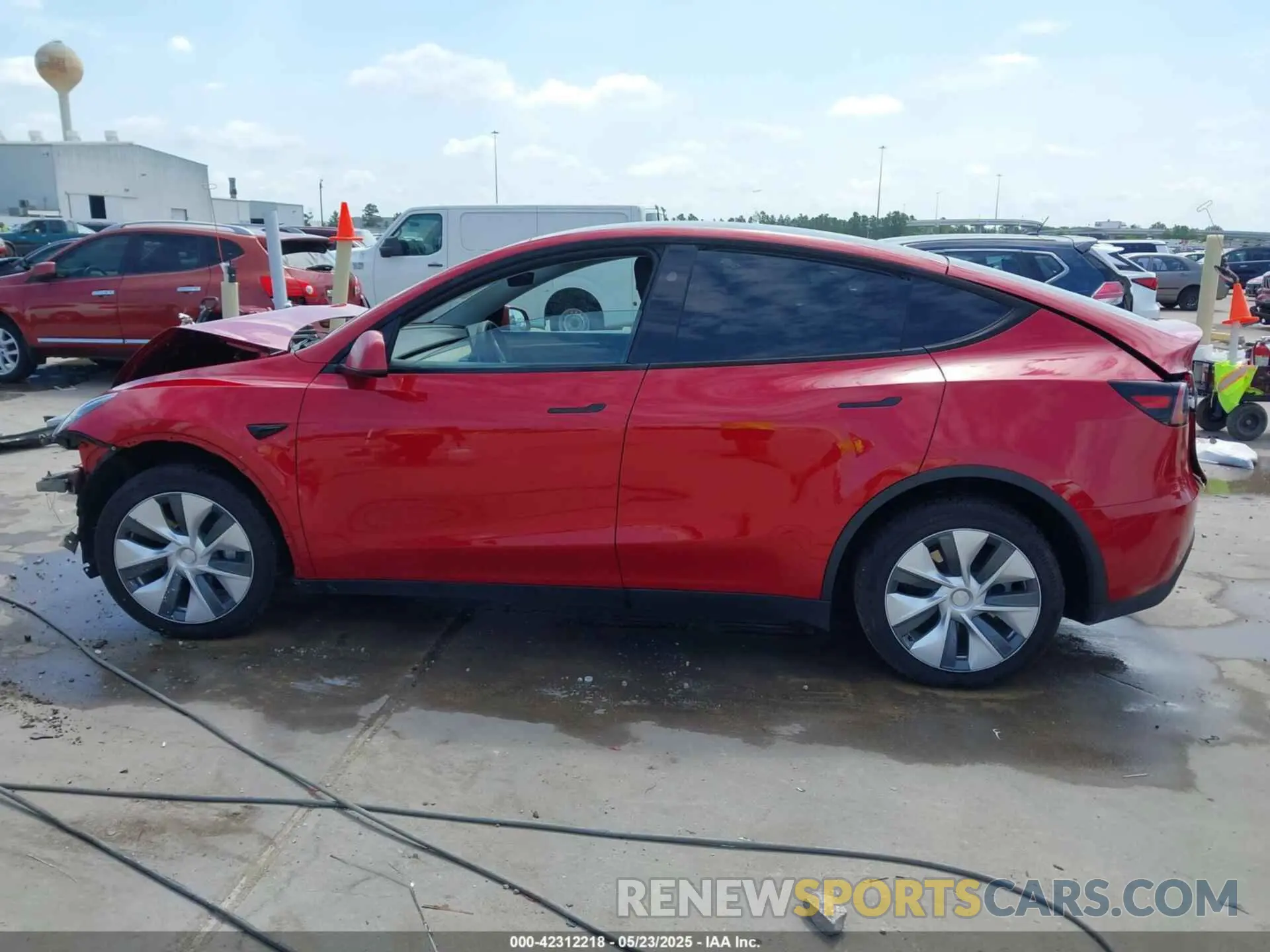 15 fotografías del automóvil dañado 7SAYGDEE3PA143353 TESLA MODEL Y 2023