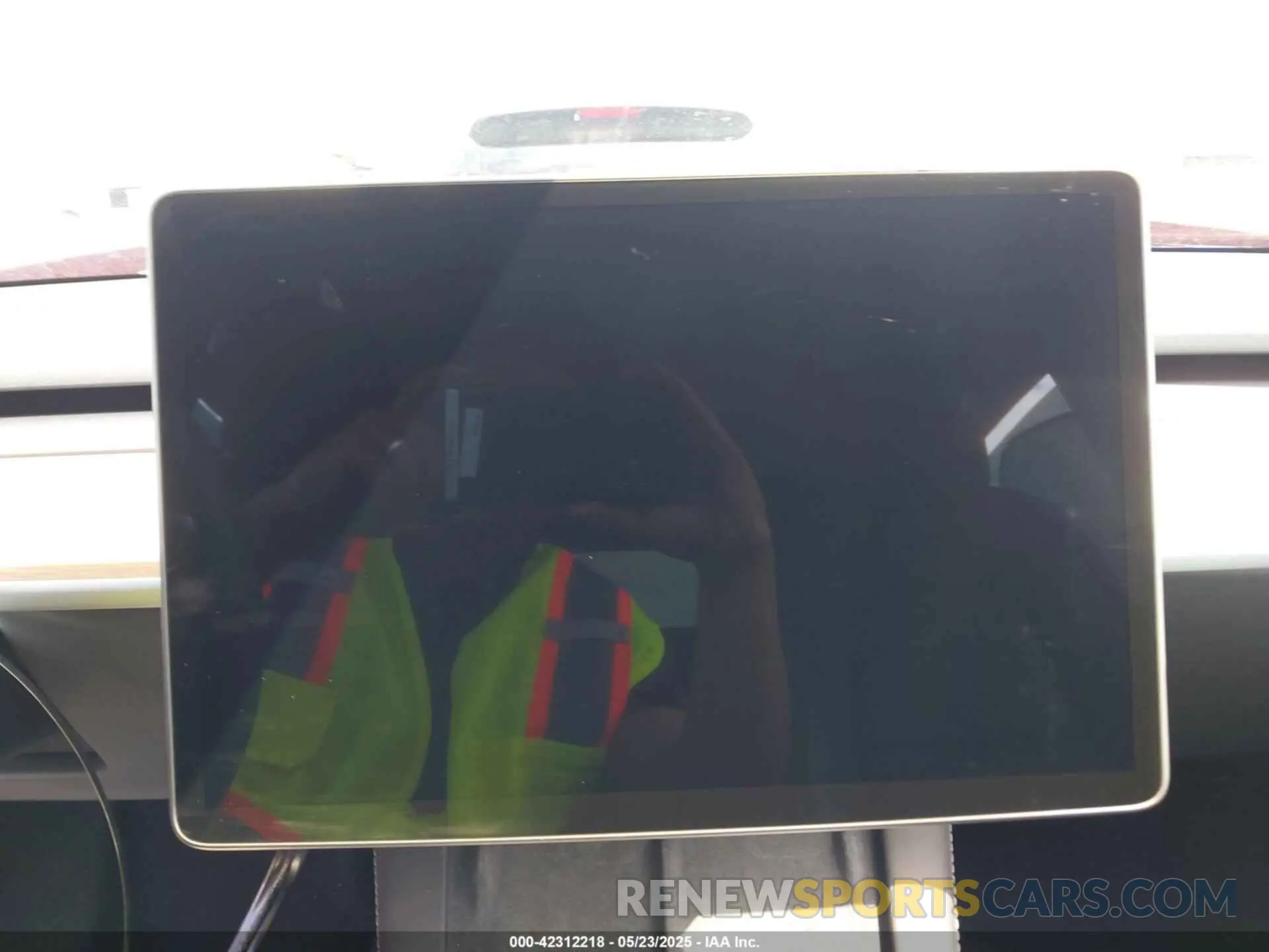 18 fotografías del automóvil dañado 7SAYGDEE3PA143353 TESLA MODEL Y 2023