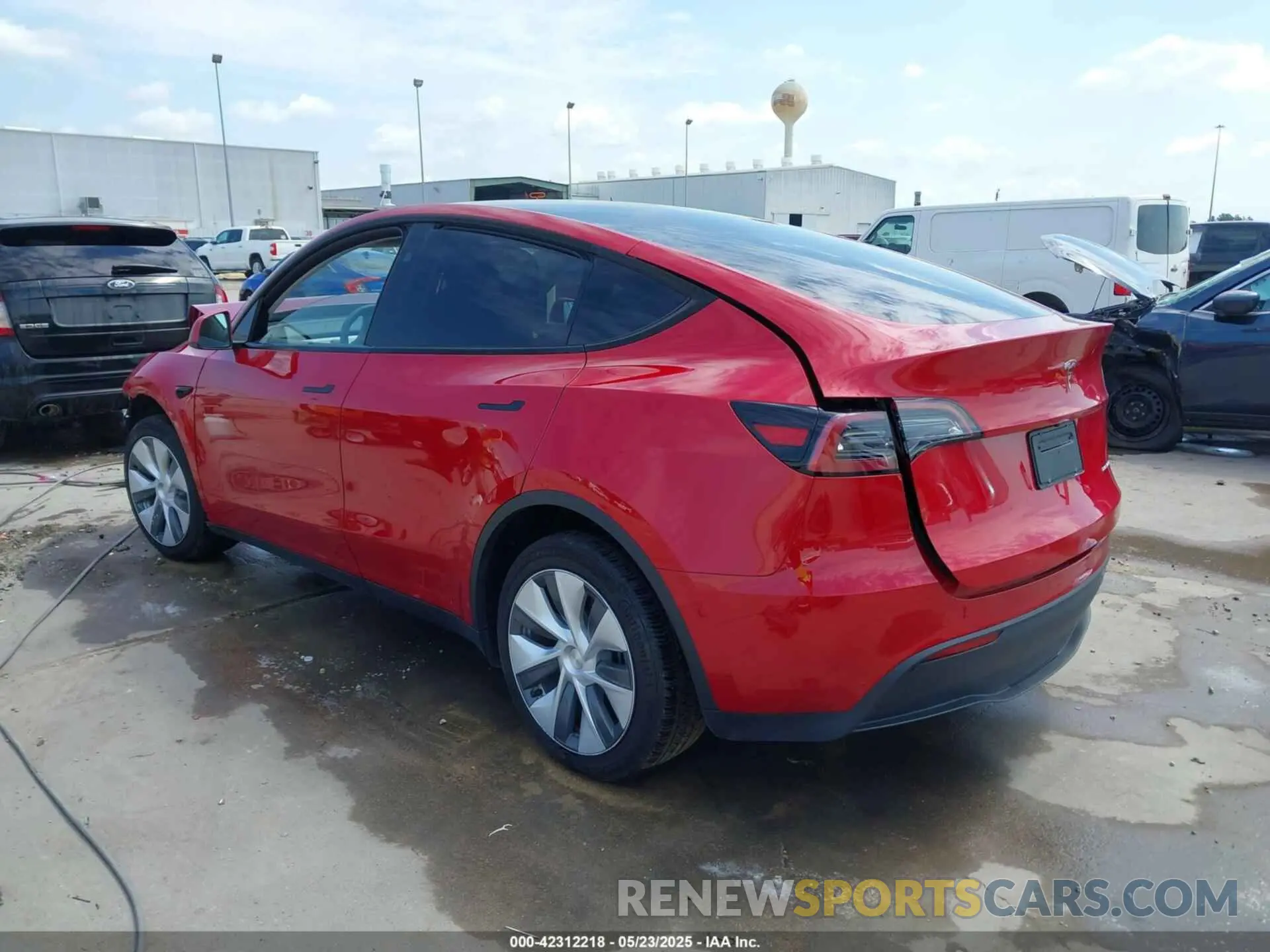 3 fotografías del automóvil dañado 7SAYGDEE3PA143353 TESLA MODEL Y 2023