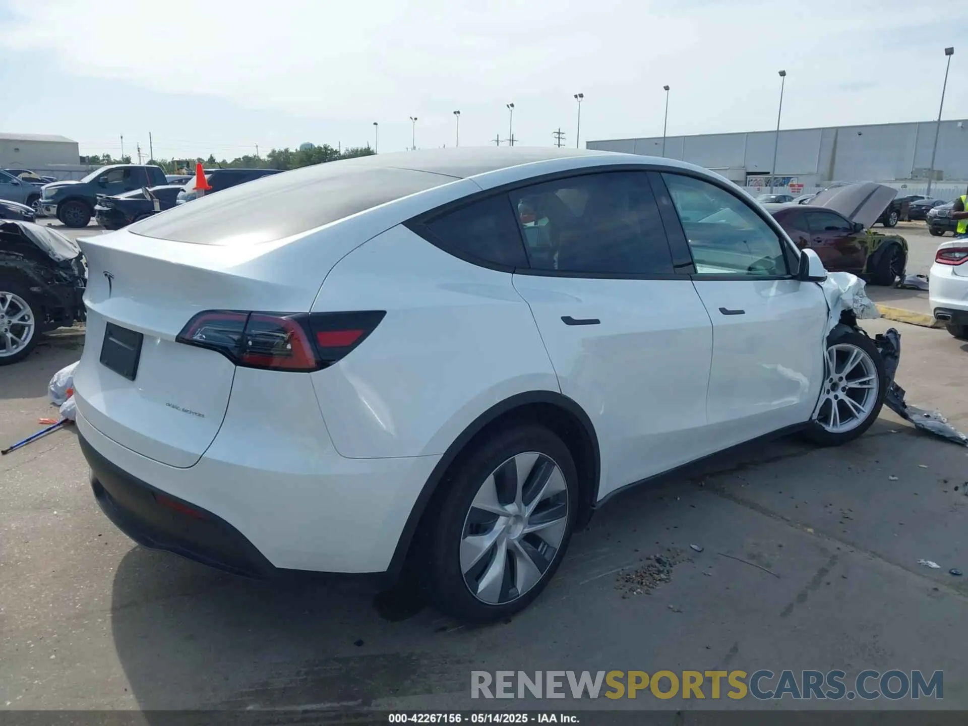 4 fotografías del automóvil dañado 7SAYGDEE3PA166177 TESLA MODEL Y 2023