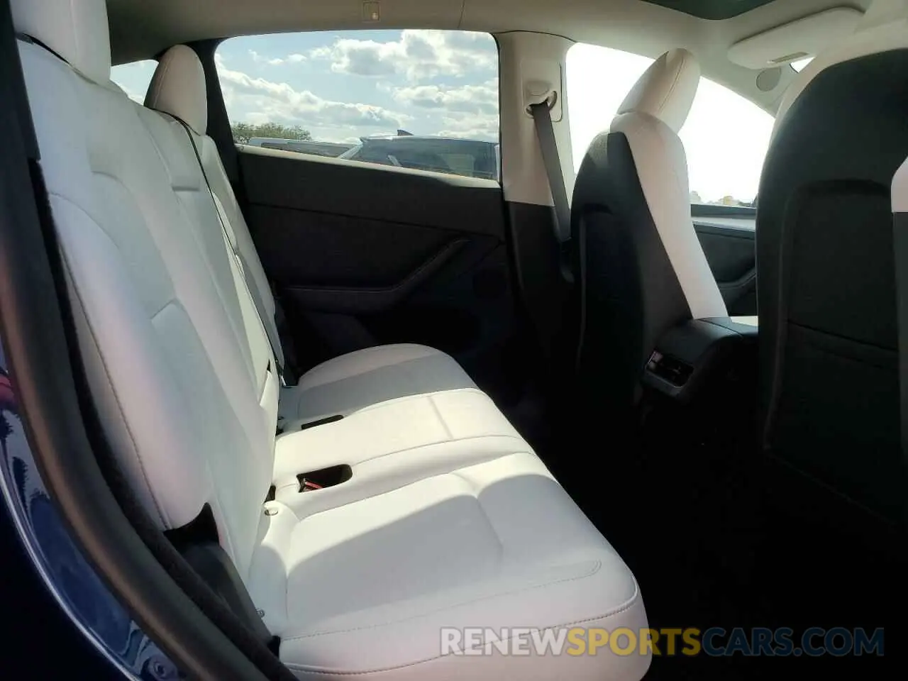 10 fotografías del automóvil dañado 7SAYGDEE3PA178832 TESLA MODEL Y 2023
