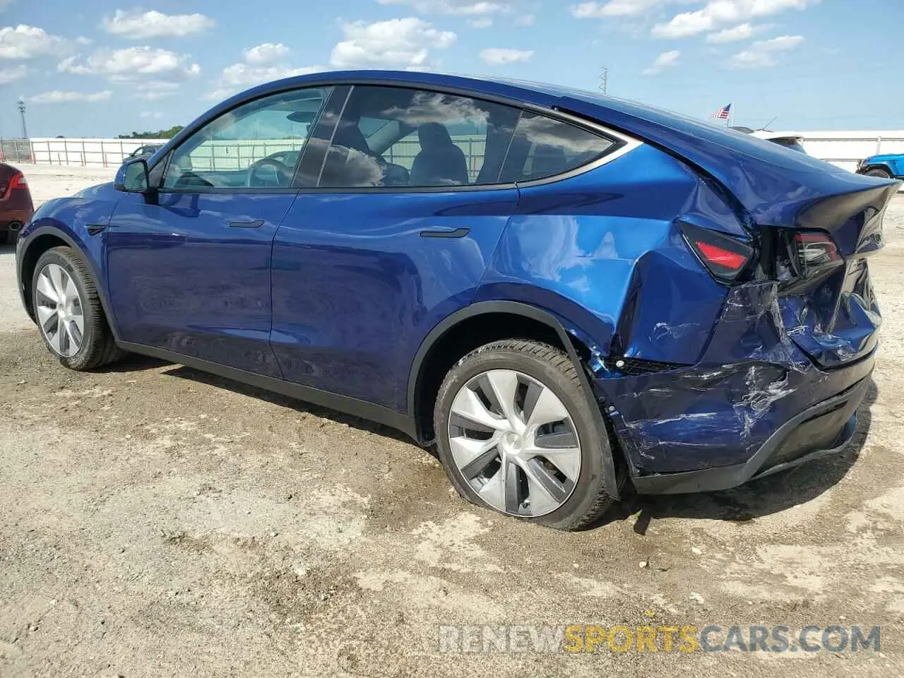 2 fotografías del automóvil dañado 7SAYGDEE3PA178832 TESLA MODEL Y 2023