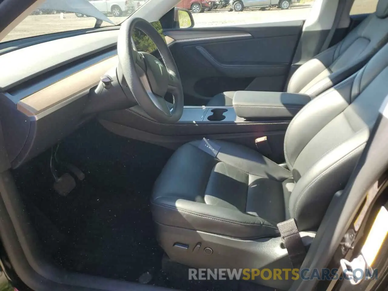 7 fotografías del automóvil dañado 7SAYGDEE3PA181438 TESLA MODEL Y 2023