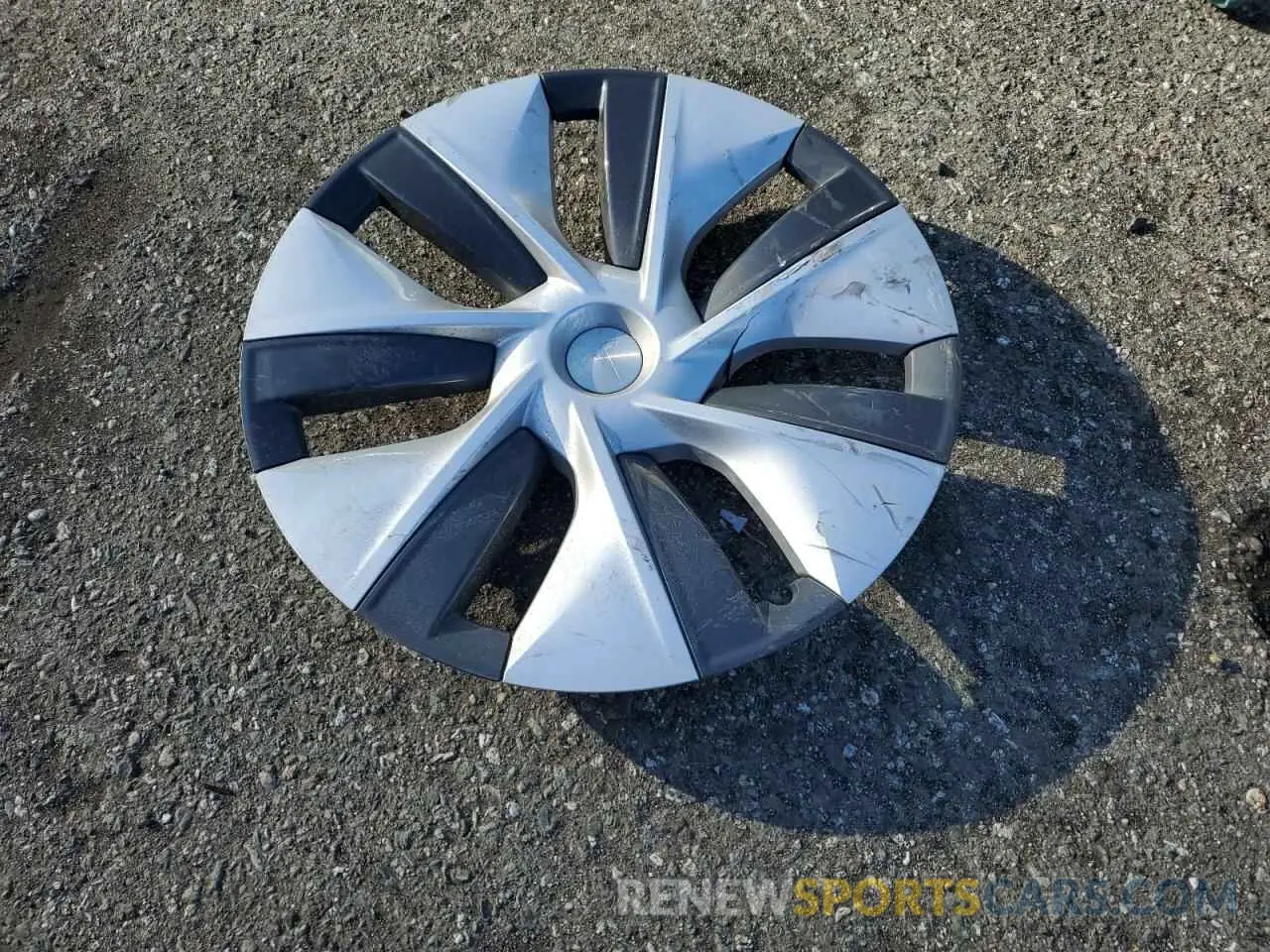 13 fotografías del automóvil dañado 7SAYGDEE3PF592826 TESLA MODEL Y 2023
