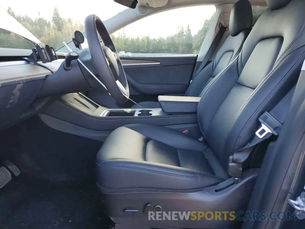 7 fotografías del automóvil dañado 7SAYGDEE3PF592826 TESLA MODEL Y 2023