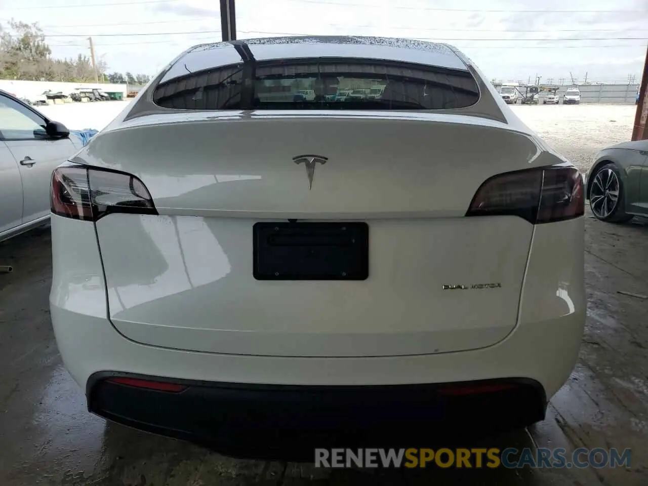 6 fotografías del automóvil dañado 7SAYGDEE3PF597797 TESLA MODEL Y 2023