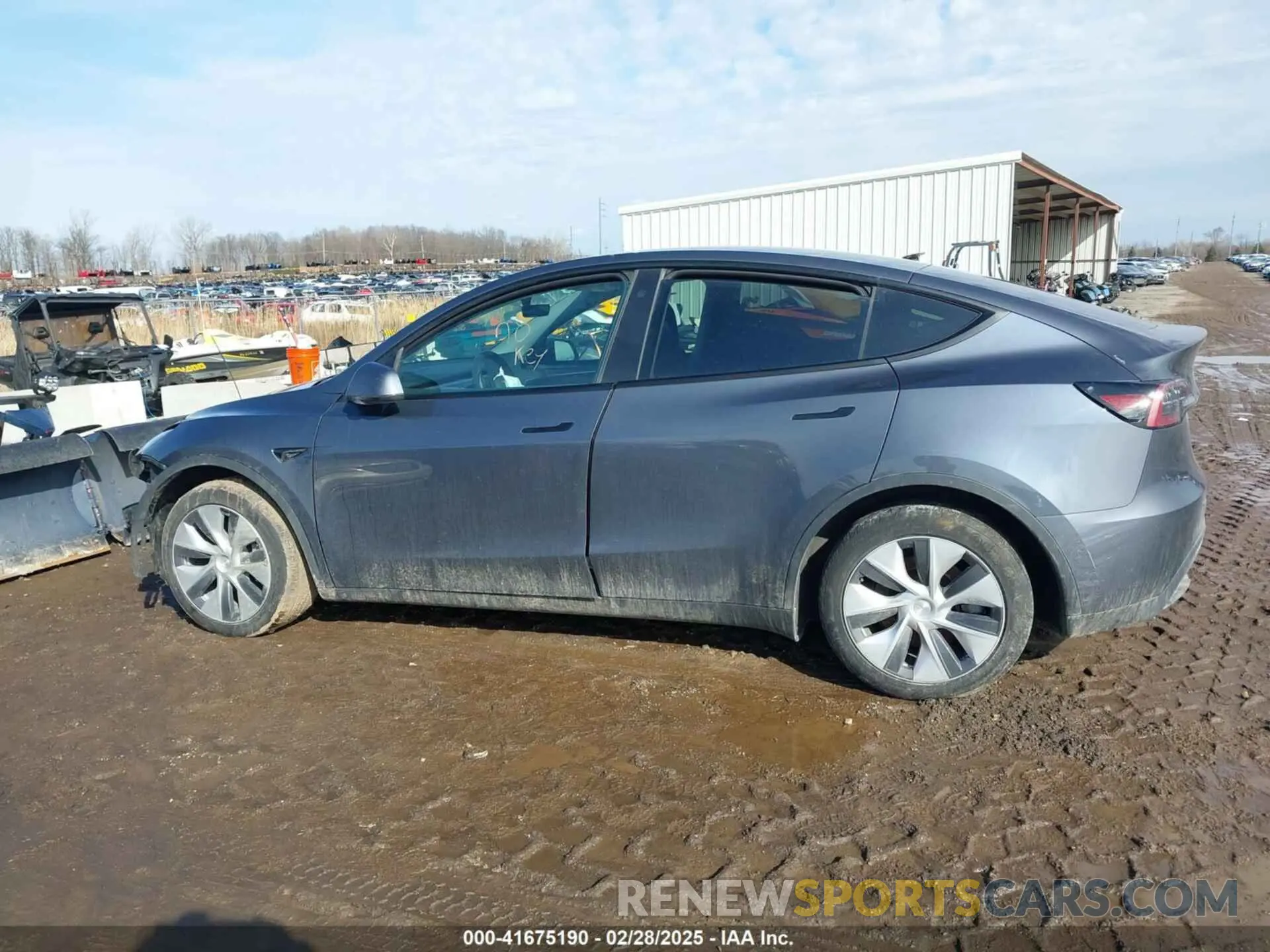13 fotografías del automóvil dañado 7SAYGDEE3PF600780 TESLA MODEL Y 2023