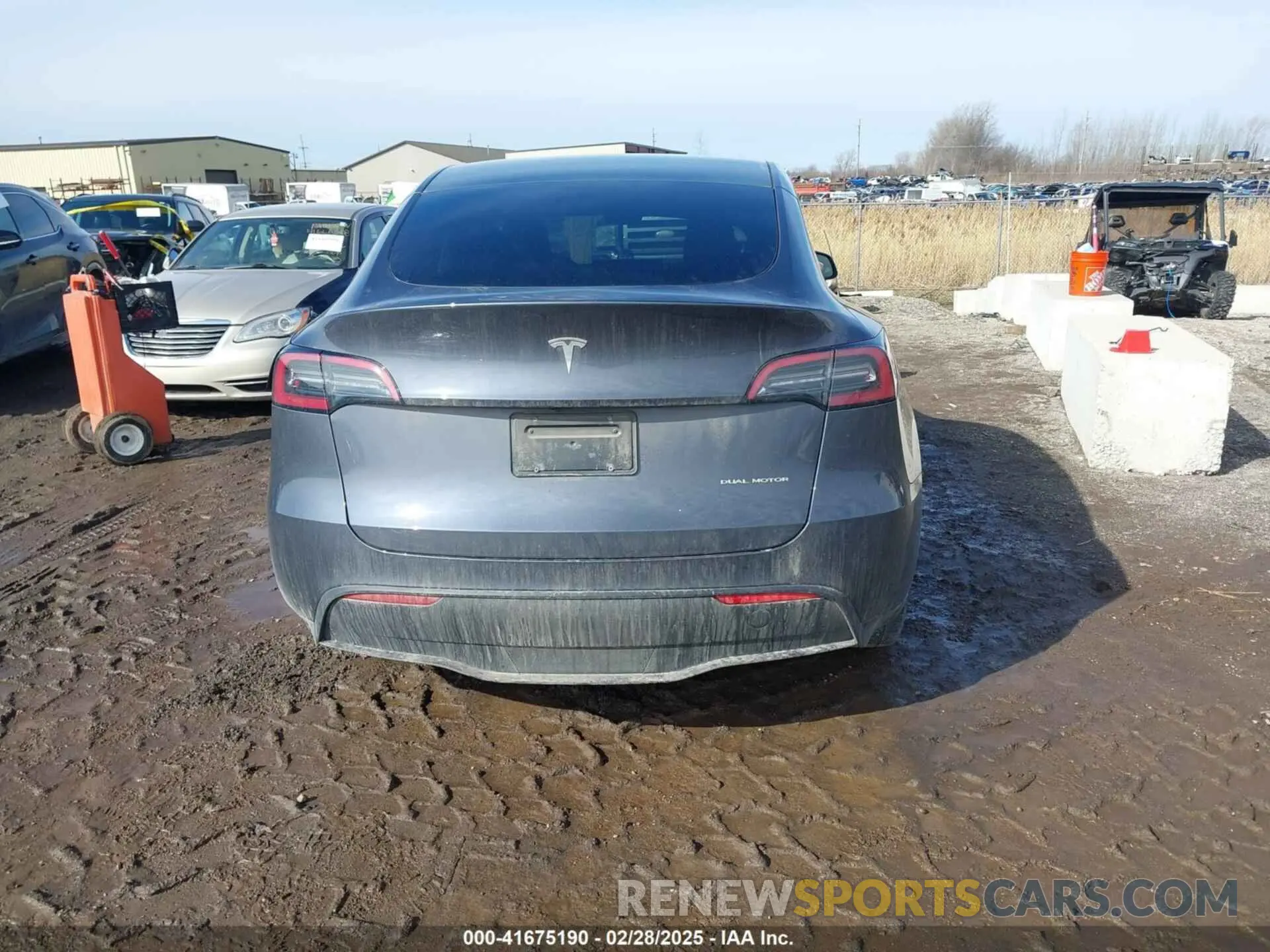 15 fotografías del automóvil dañado 7SAYGDEE3PF600780 TESLA MODEL Y 2023