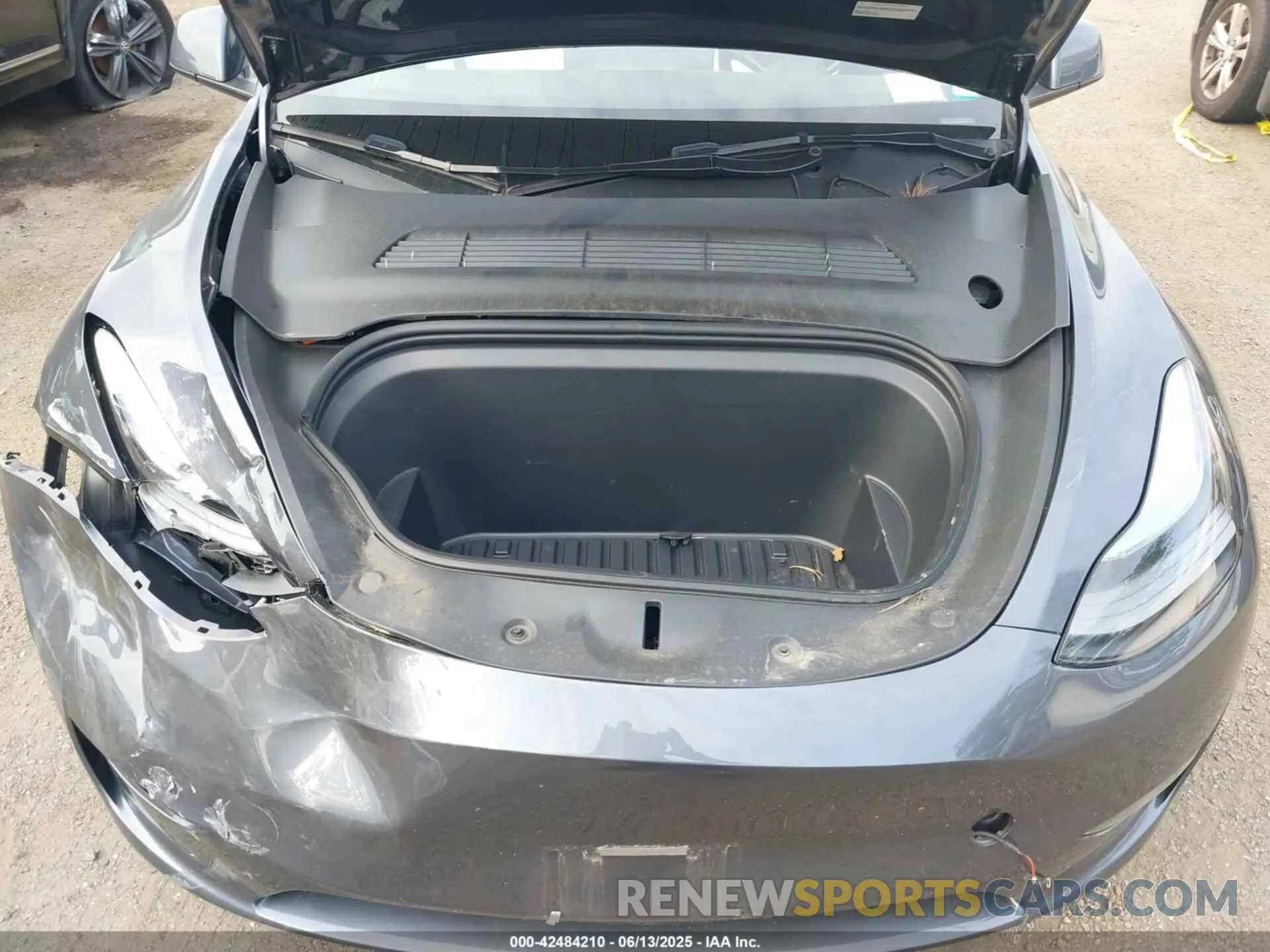 10 fotografías del automóvil dañado 7SAYGDEE3PF631527 TESLA MODEL Y 2023