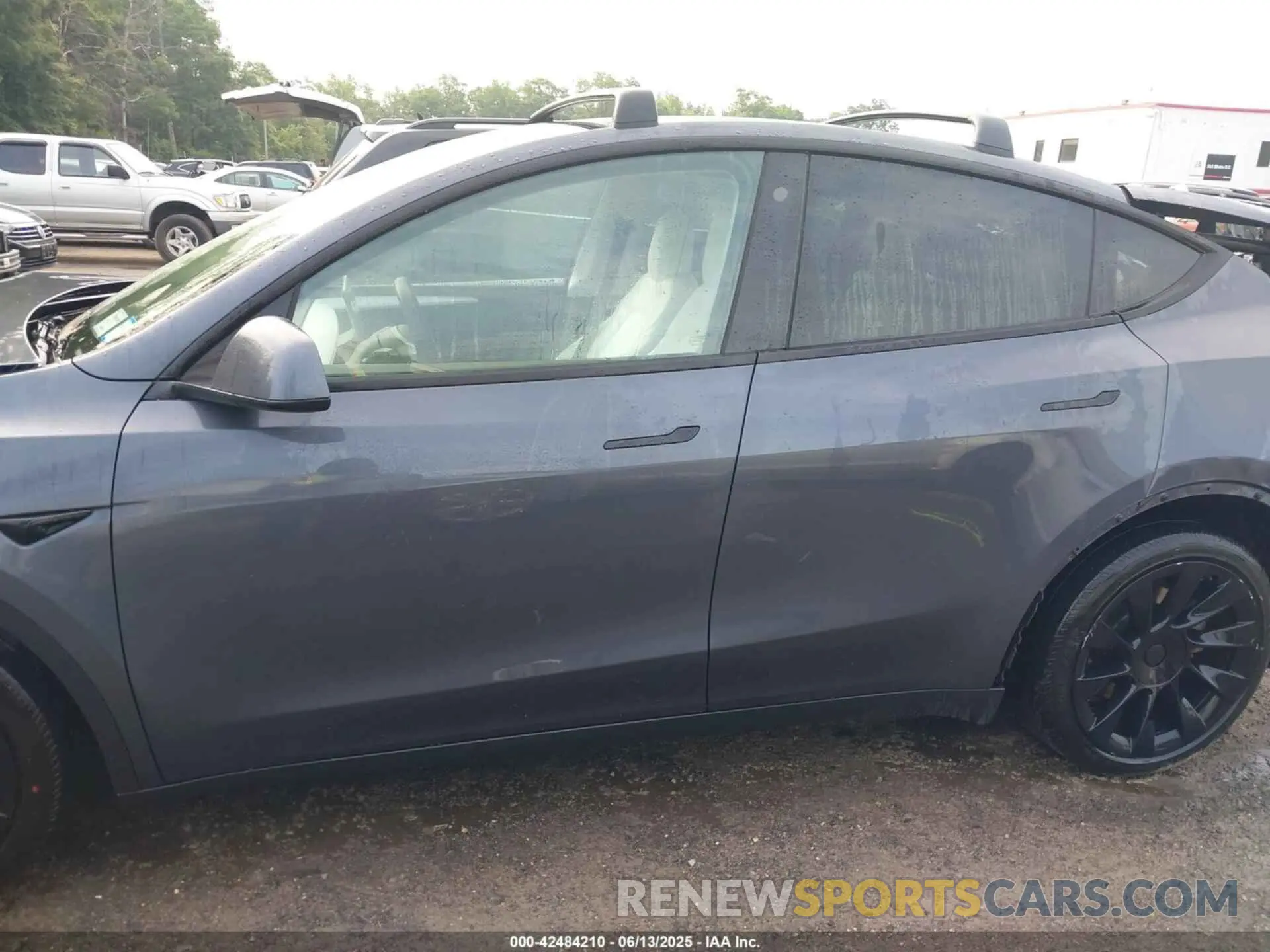 13 fotografías del automóvil dañado 7SAYGDEE3PF631527 TESLA MODEL Y 2023