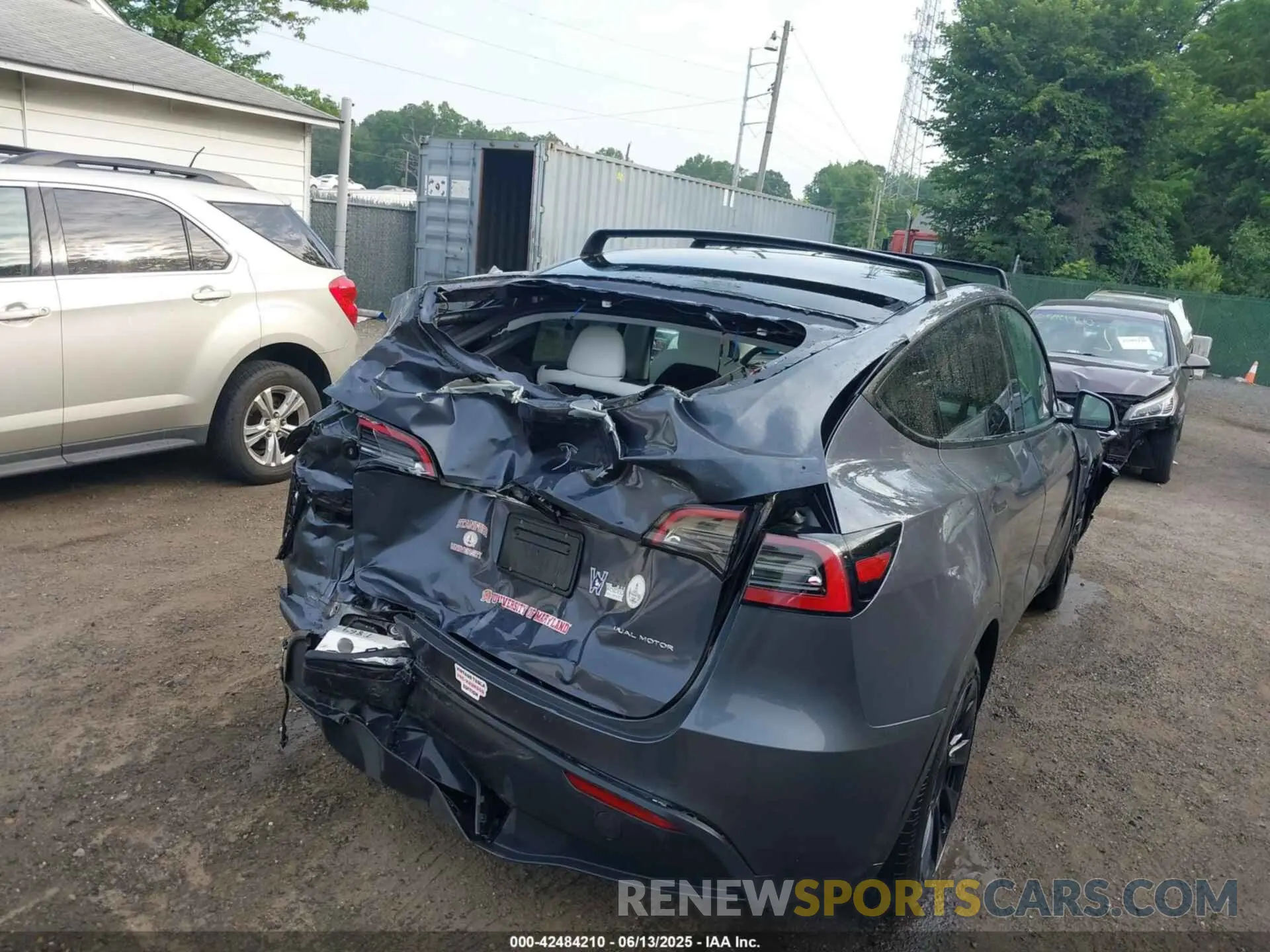 6 fotografías del automóvil dañado 7SAYGDEE3PF631527 TESLA MODEL Y 2023