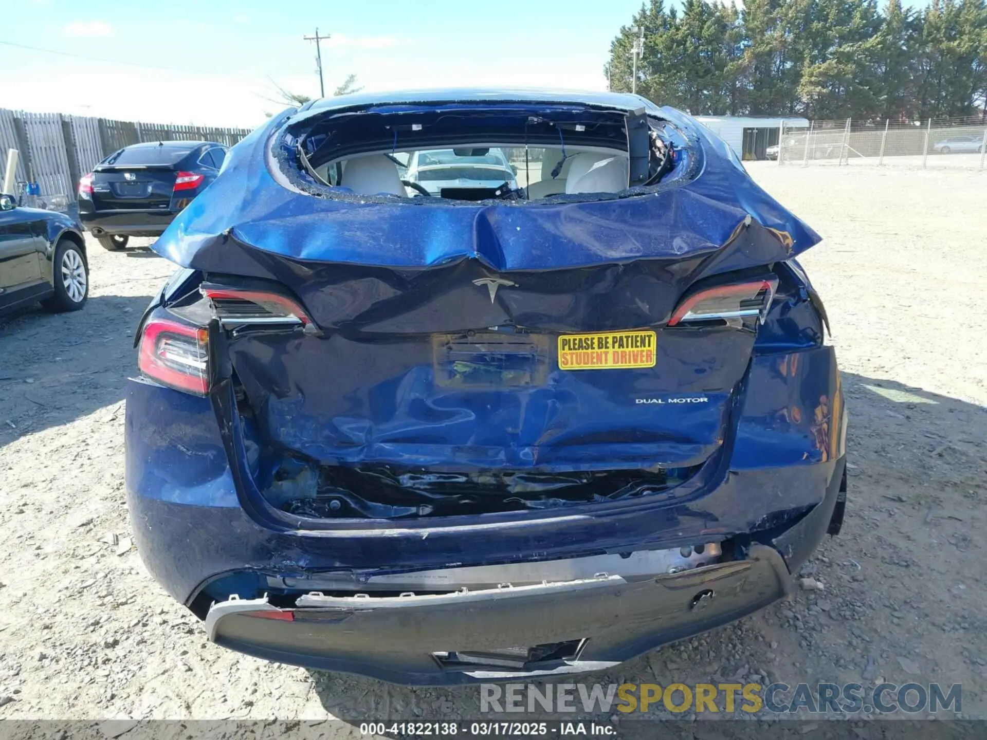 15 fotografías del automóvil dañado 7SAYGDEE3PF674457 TESLA MODEL Y 2023