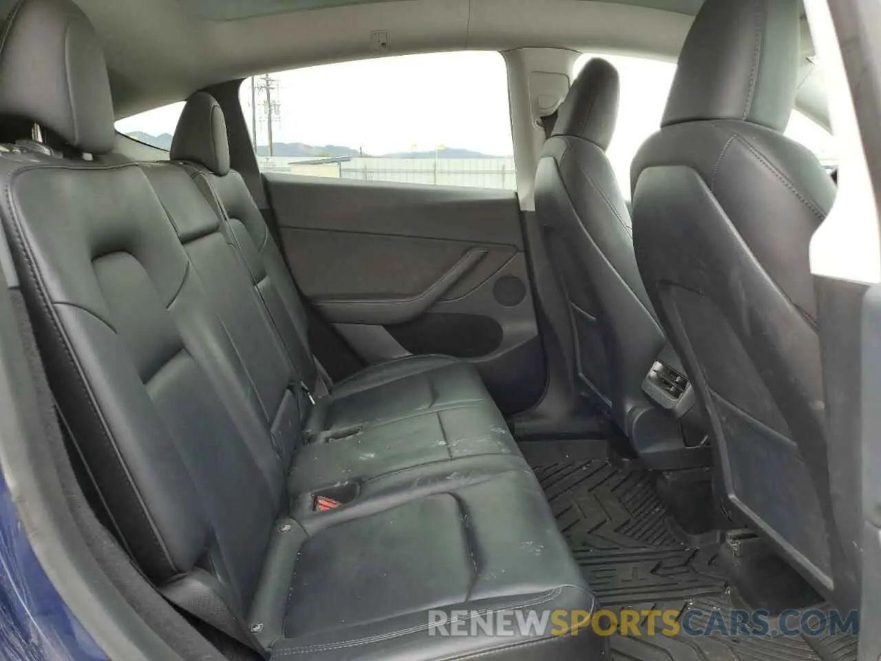 11 fotografías del automóvil dañado 7SAYGDEE3PF710356 TESLA MODEL Y 2023