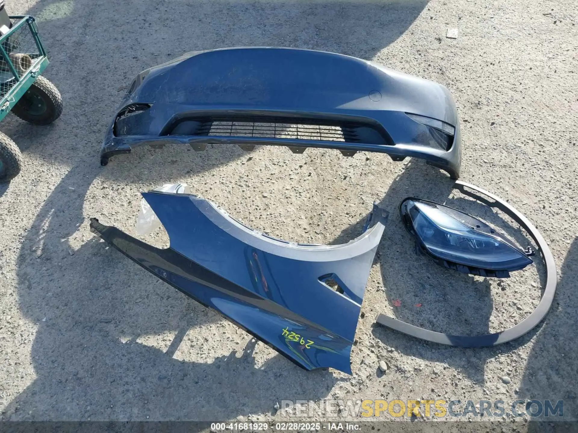 12 fotografías del automóvil dañado 7SAYGDEE3PF760741 TESLA MODEL Y 2023