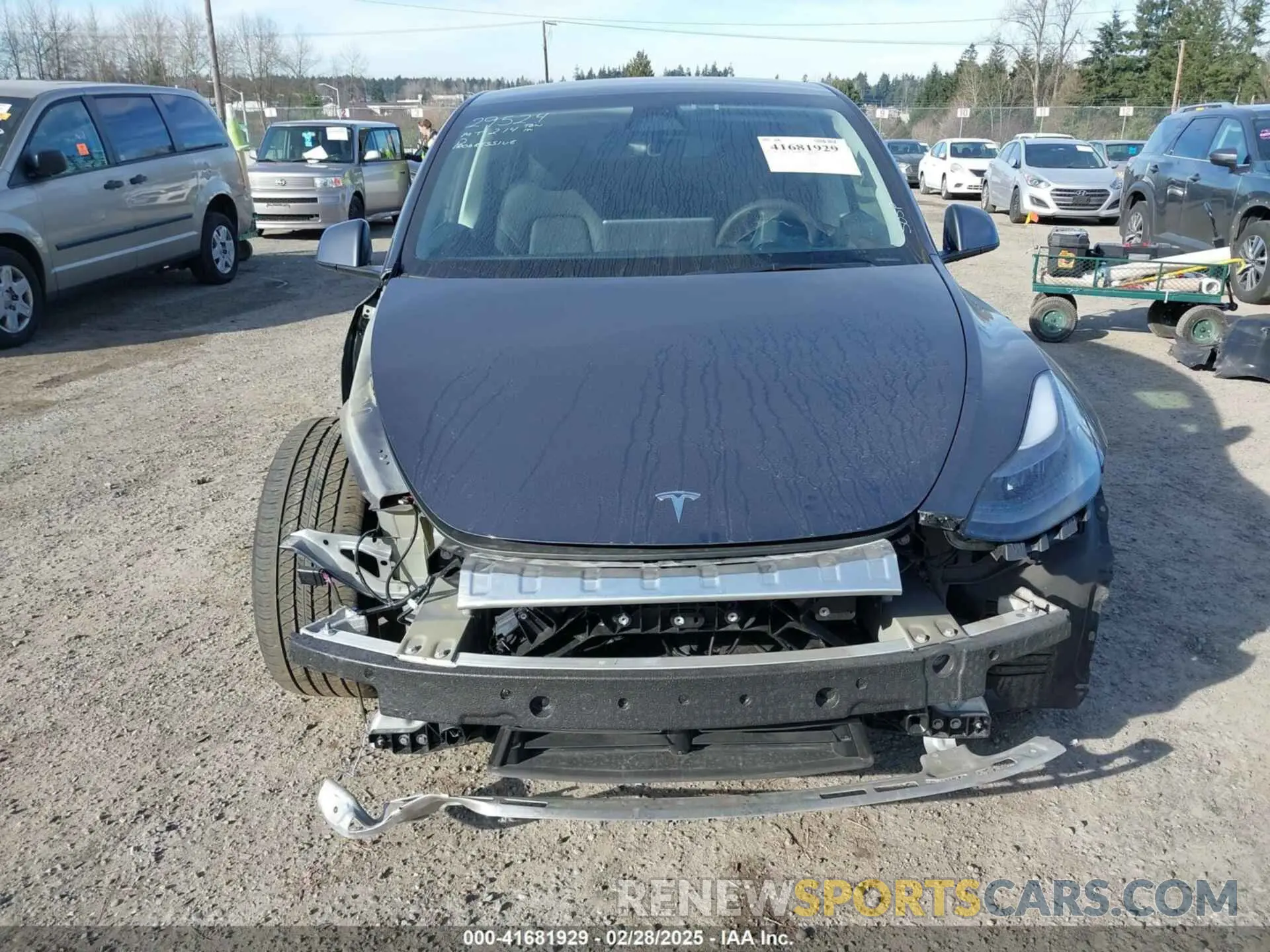 13 fotografías del automóvil dañado 7SAYGDEE3PF760741 TESLA MODEL Y 2023