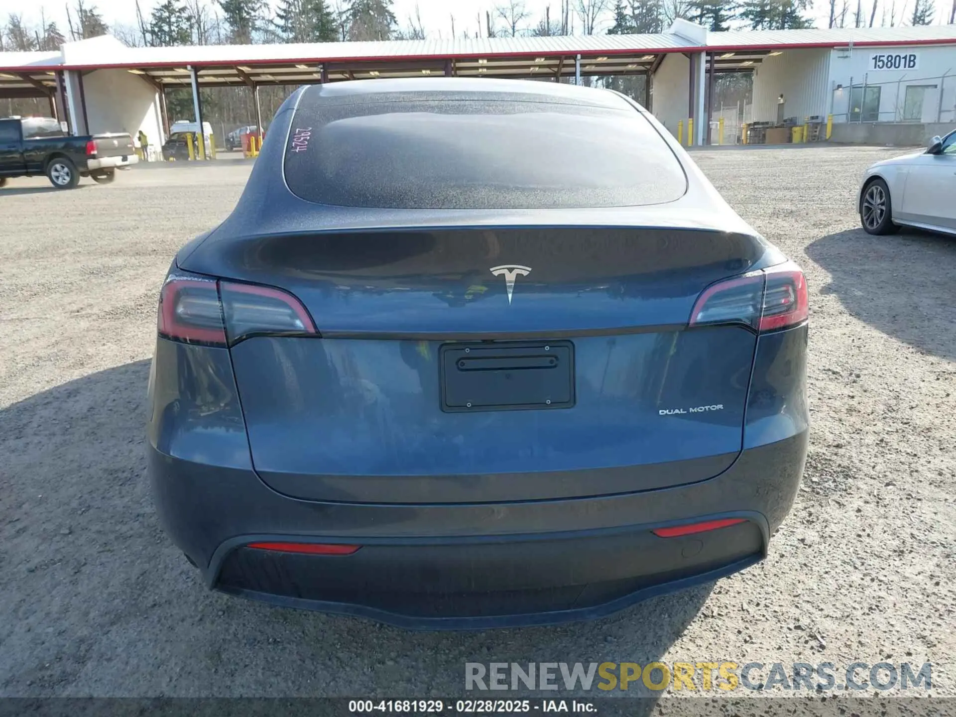 17 fotografías del automóvil dañado 7SAYGDEE3PF760741 TESLA MODEL Y 2023