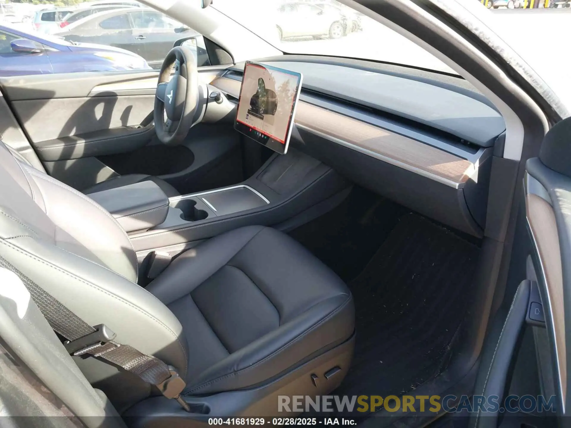 5 fotografías del automóvil dañado 7SAYGDEE3PF760741 TESLA MODEL Y 2023