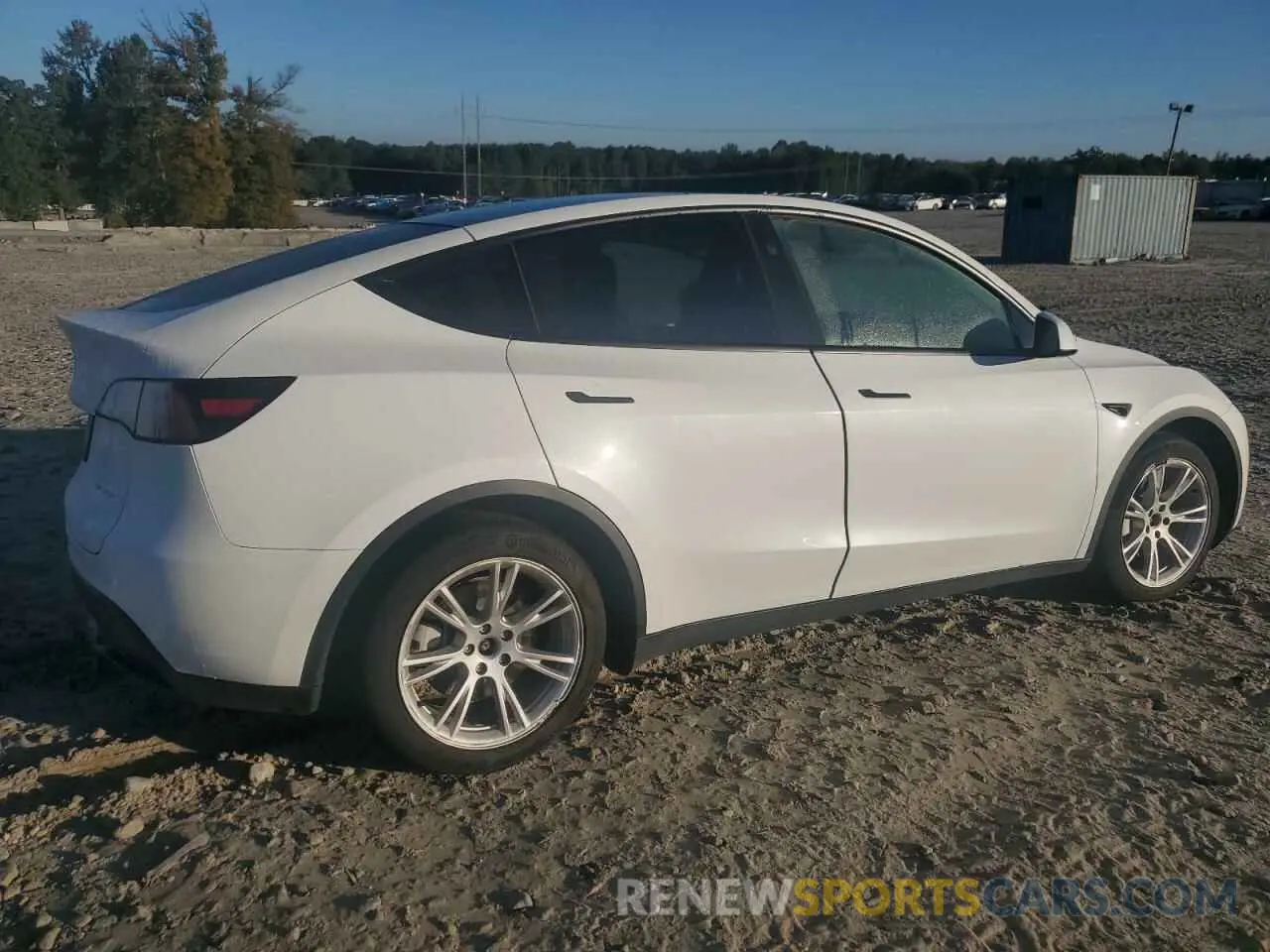 3 fotografías del automóvil dañado 7SAYGDEE3PF791732 TESLA MODEL Y 2023