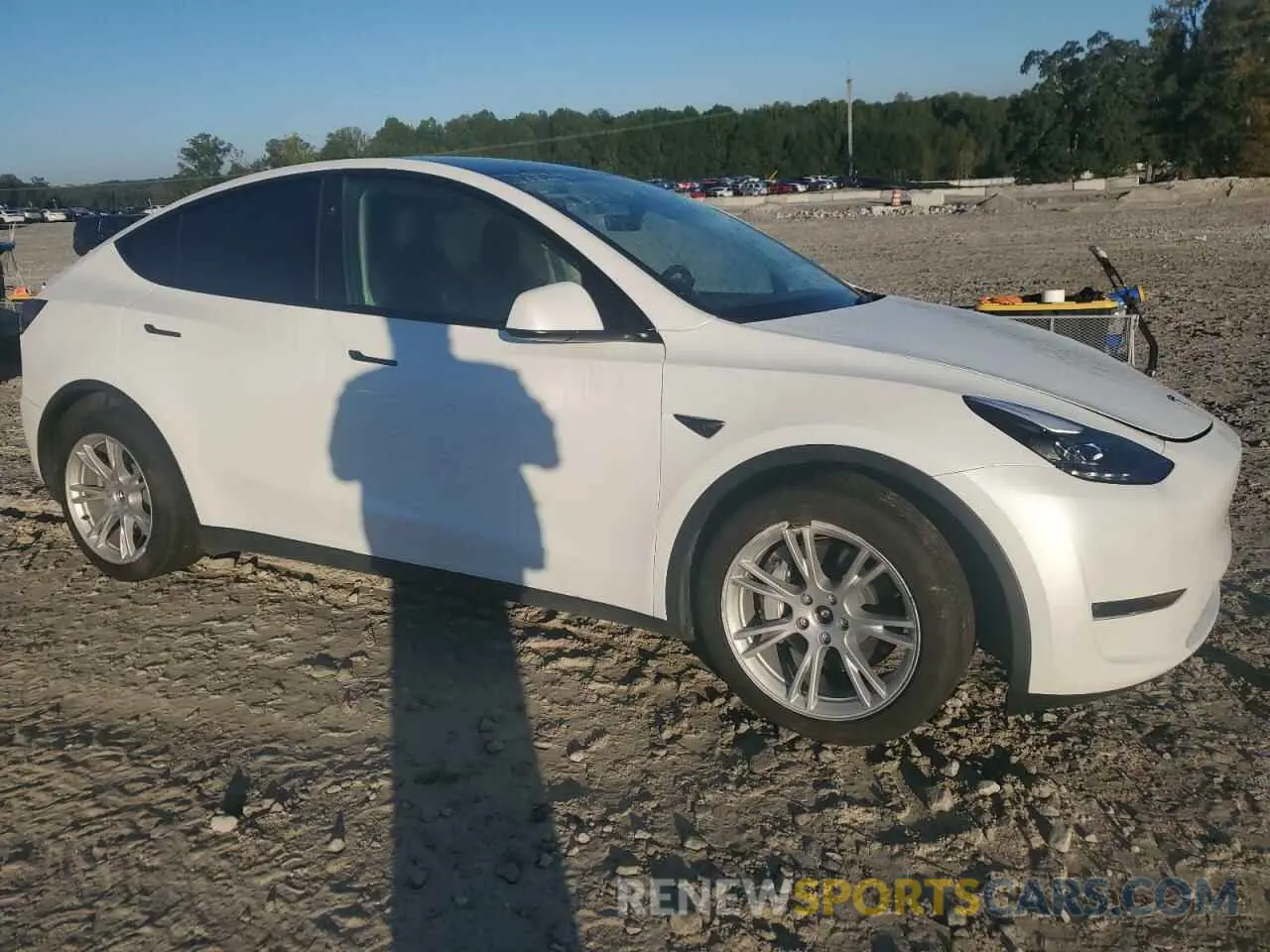 4 fotografías del automóvil dañado 7SAYGDEE3PF791732 TESLA MODEL Y 2023