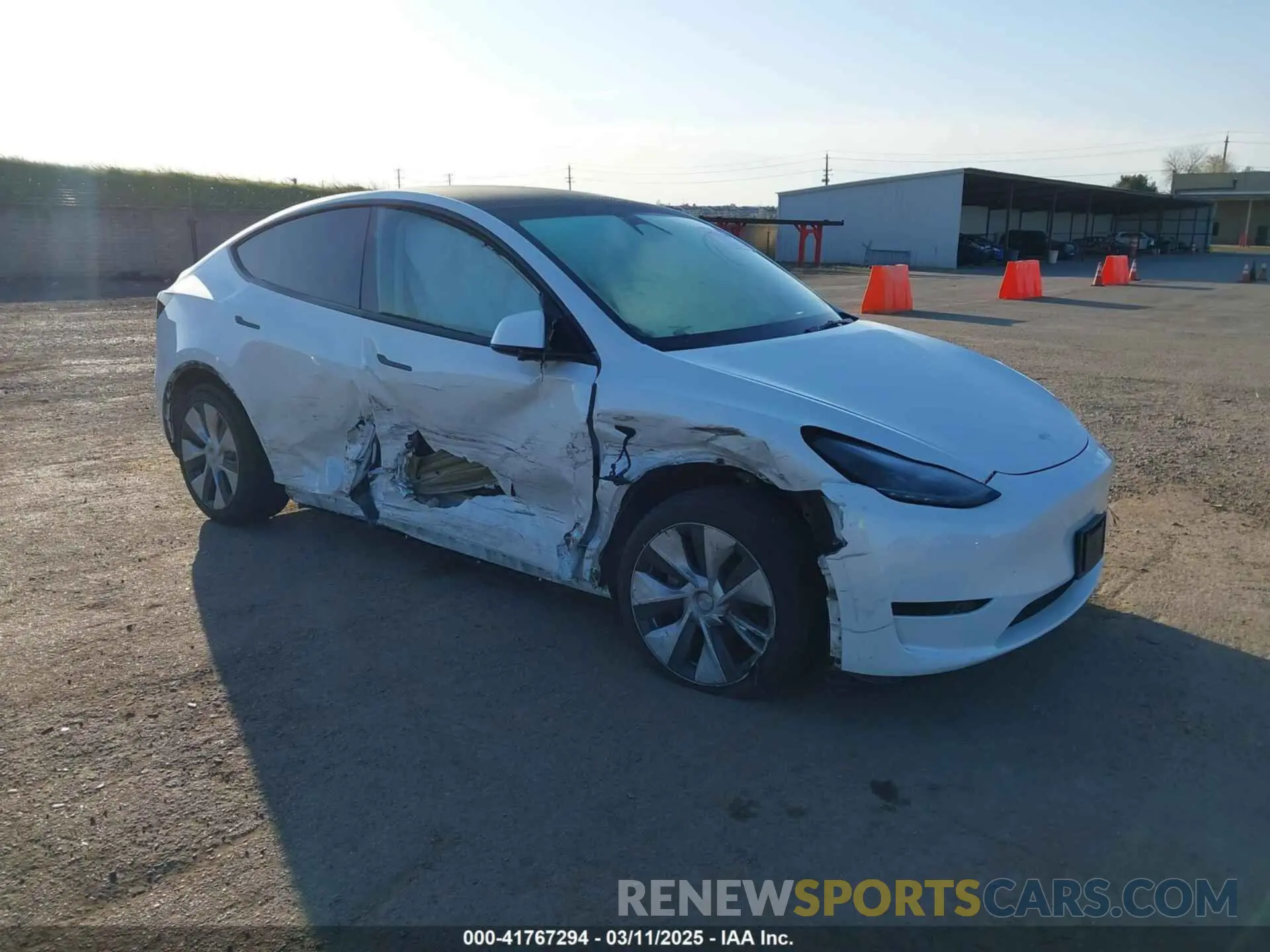 1 fotografías del automóvil dañado 7SAYGDEE3PF817097 TESLA MODEL Y 2023