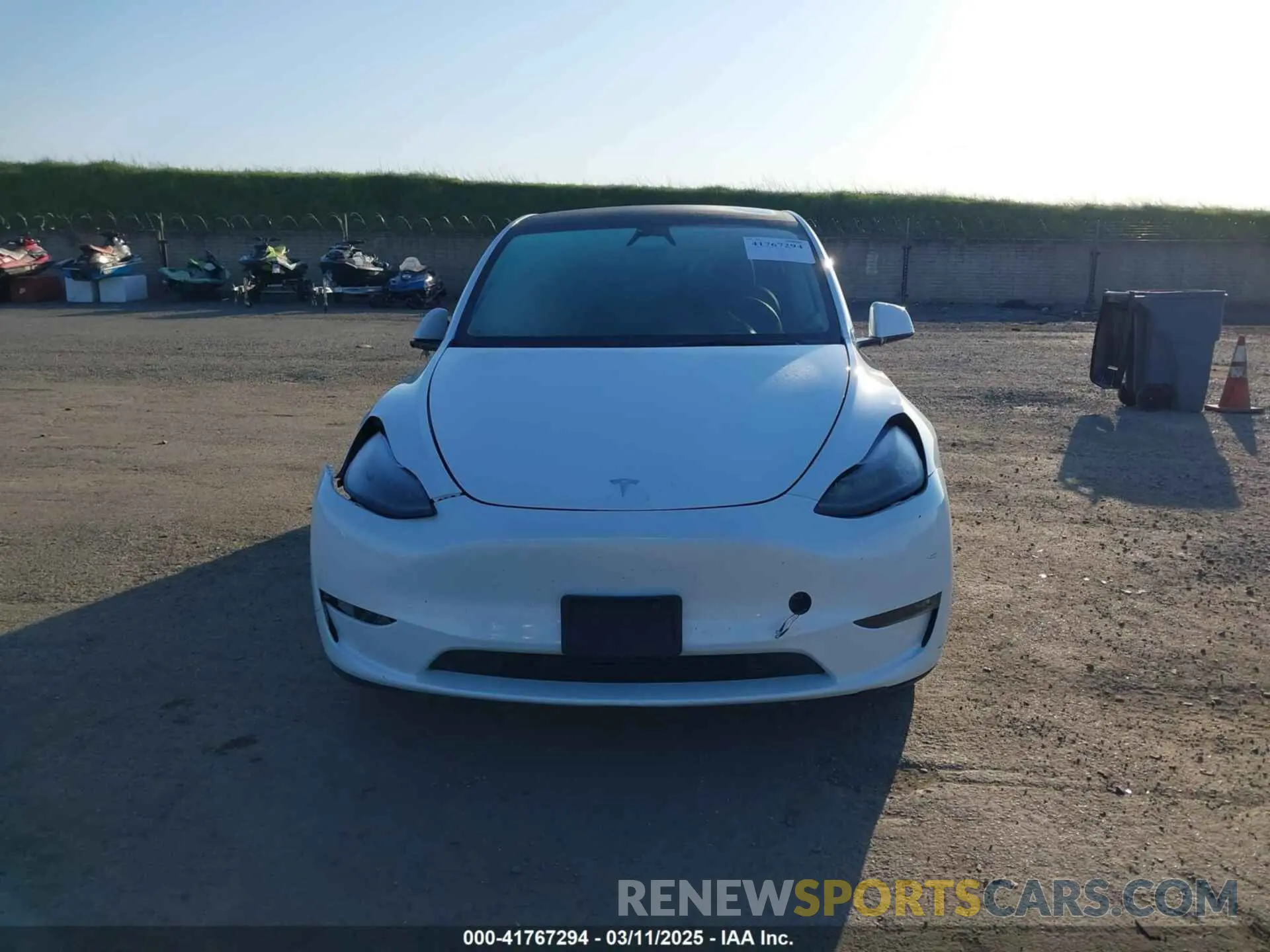 13 fotografías del automóvil dañado 7SAYGDEE3PF817097 TESLA MODEL Y 2023